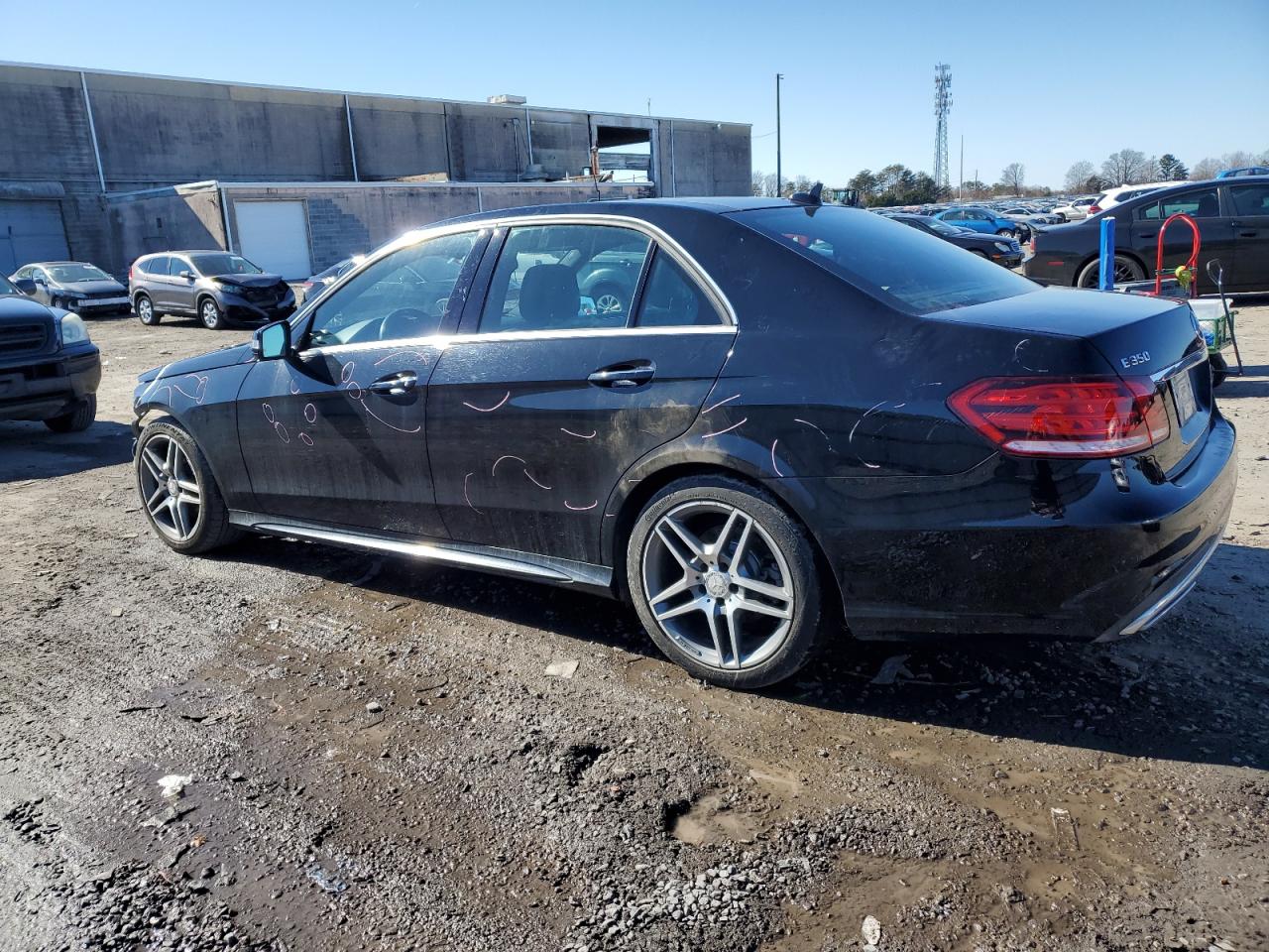 2015 Mercedes-Benz E-klasse VIN WDDHF8JB7FB136189 Copart auction photo, front end / minor dent/scratches damage thumbnail 2
