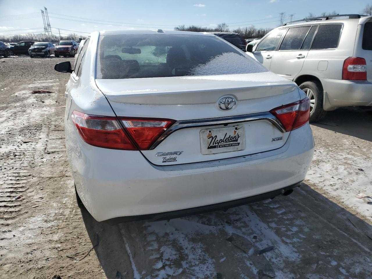 2015 Toyota Camry VIN 4T1BF1FK0FU997195 Copart auction photo, front end damage thumbnail 6