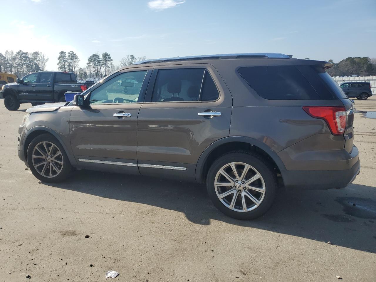 2016 Ford Explorer VIN 1FM5K7F88GGC06279 Copart auction photo, front end / side damage thumbnail 2