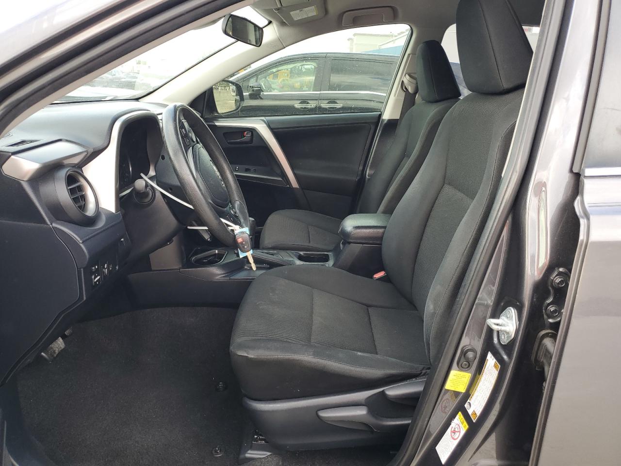 2017 Toyota RAV 4 VIN JTMZFREV1HJ115632 Copart auction photo, front end / minor dent/scratches damage thumbnail 7