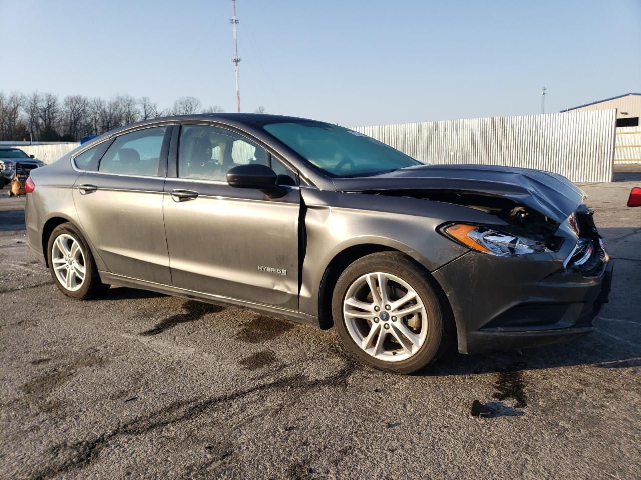 2018 Ford Fusion VIN 3FA6P0LU3JR197418 Copart auction photo, front end / hail damage thumbnail 4