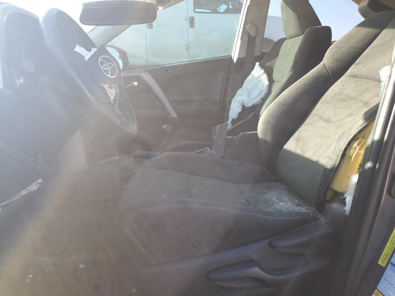 2016 Toyota RAV 4 VIN 2T3RFREV9GW412194 Copart auction photo, front end / minor dent/scratches damage thumbnail 7