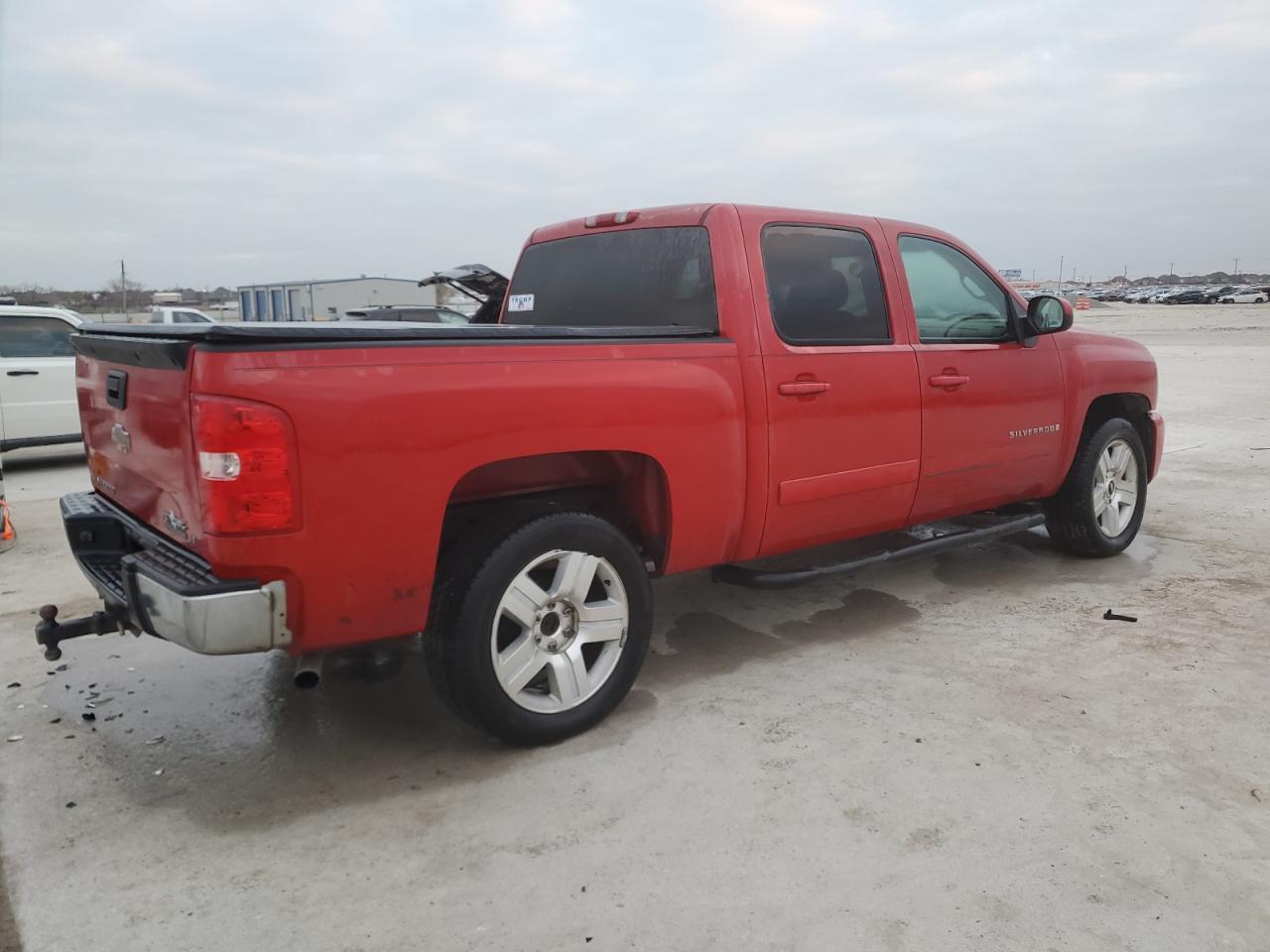 2008 Chevrolet Silverado VIN 2GCEC13J681330295 Copart auction photo, front end / side damage thumbnail 3