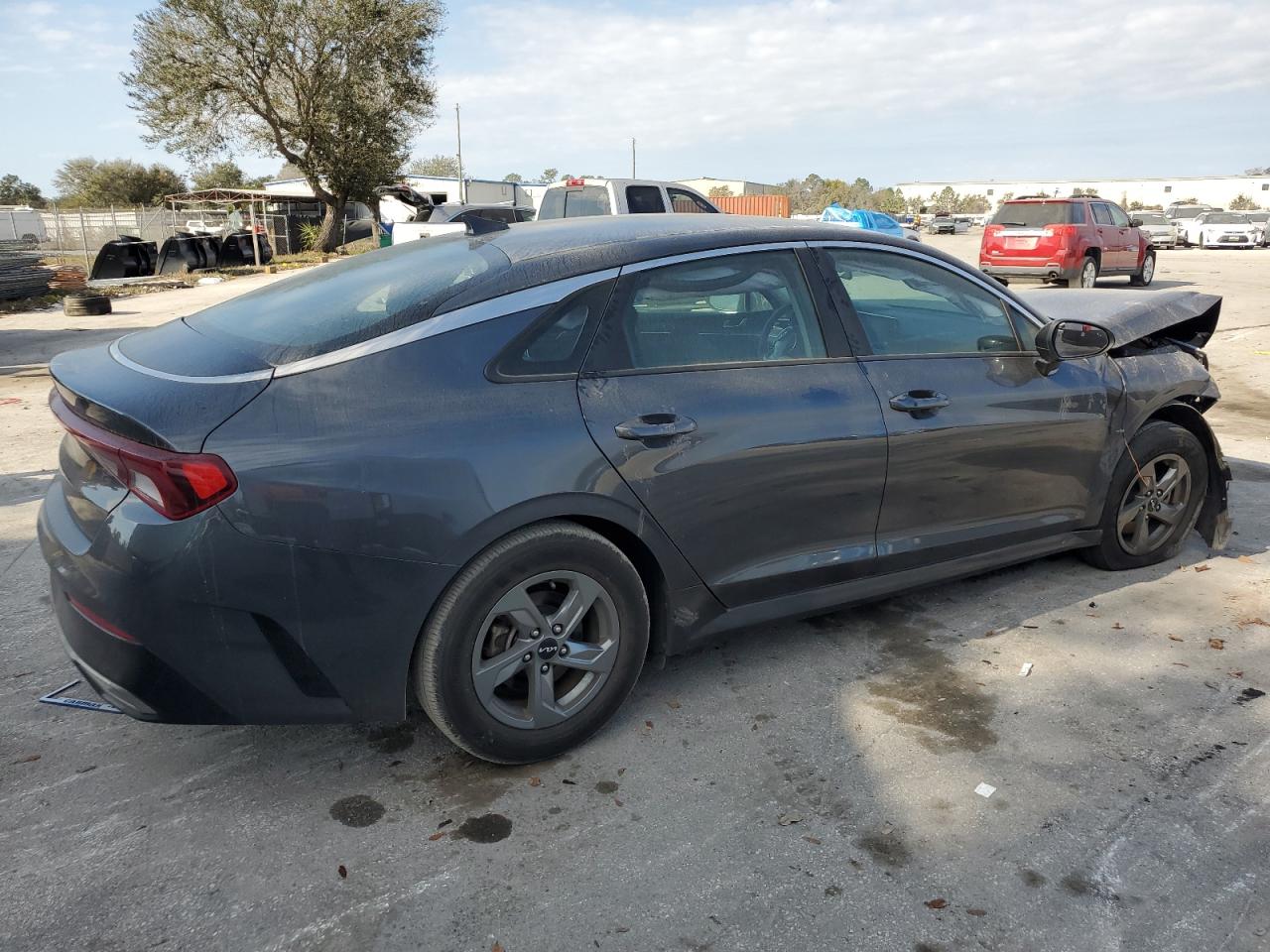 2022 KIA K5 VIN 5XXG14J20NG147752 Copart auction photo, front end / side damage thumbnail 3