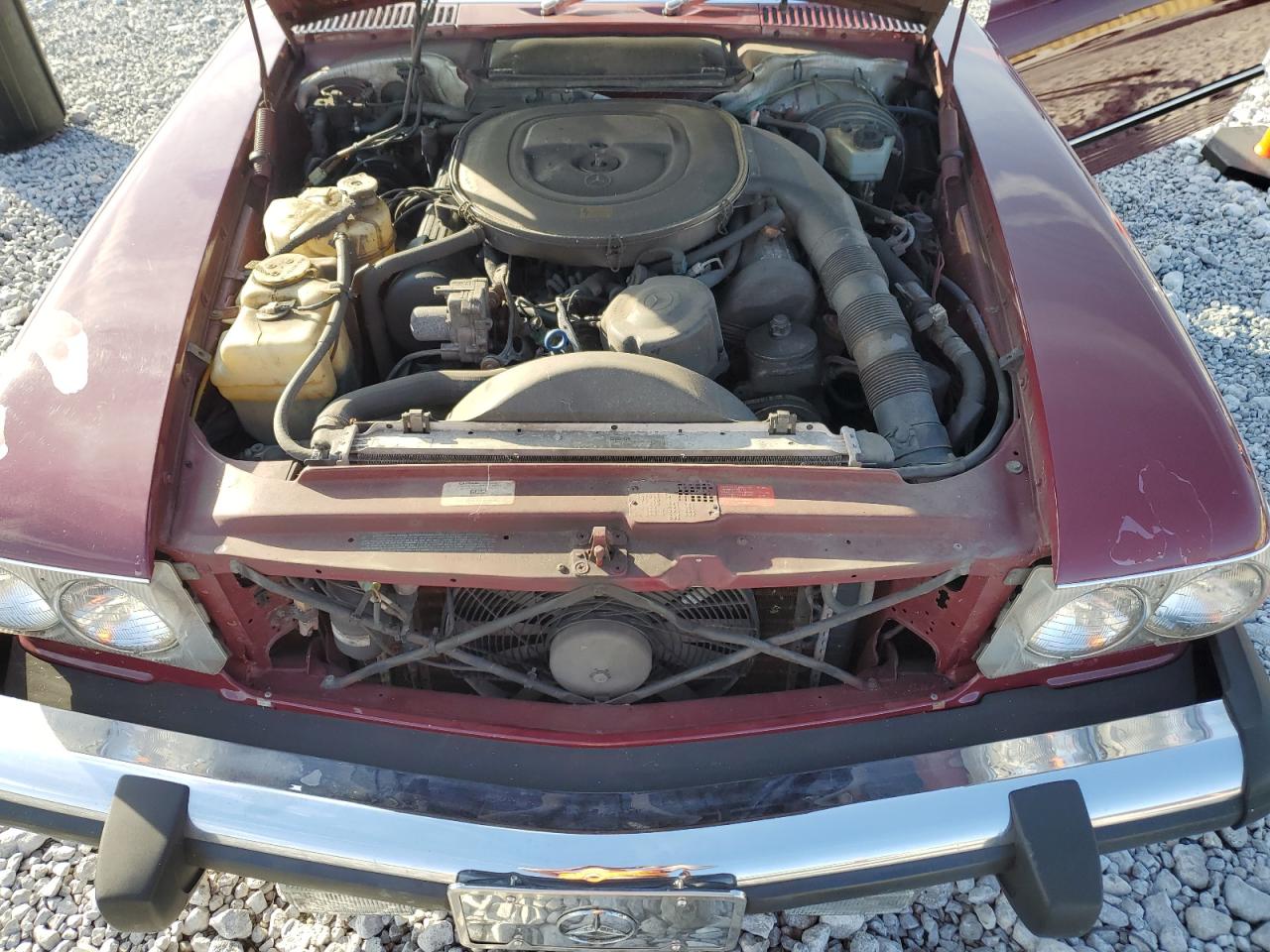 1987 Mercedes-Benz SL-klasse VIN WDBBA48D0HA056013 Copart auction photo, minor dent/scratches damage thumbnail 11