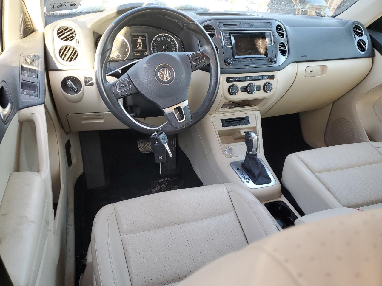 2016 Volkswagen Tiguan VIN WVGAV7AX7GW610877 Copart auction photo, mechanical / minor dent/scratches damage thumbnail 8