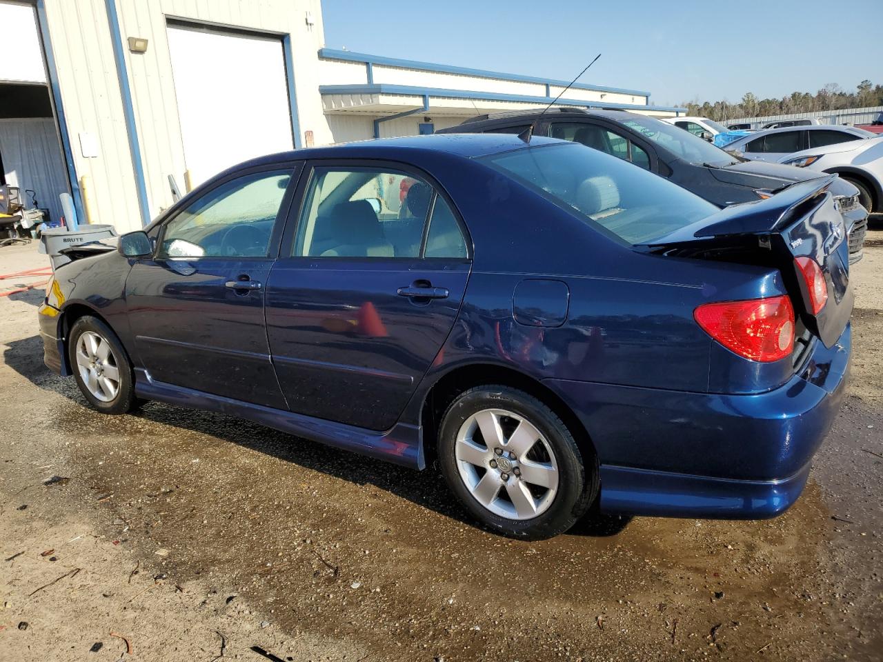 2006 Toyota Corolla VIN 1NXBR32E06Z571333 Copart auction photo, front end damage thumbnail 2