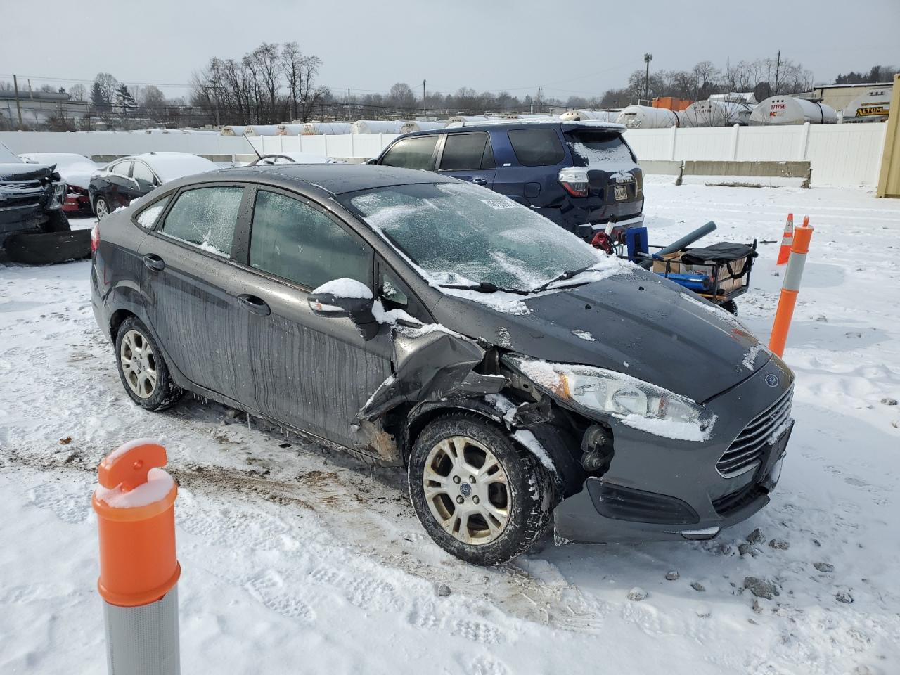 2015 Ford Fiesta VIN 3FADP4BJ3FM147869 Copart auction photo, front end / undercarriage damage thumbnail 4