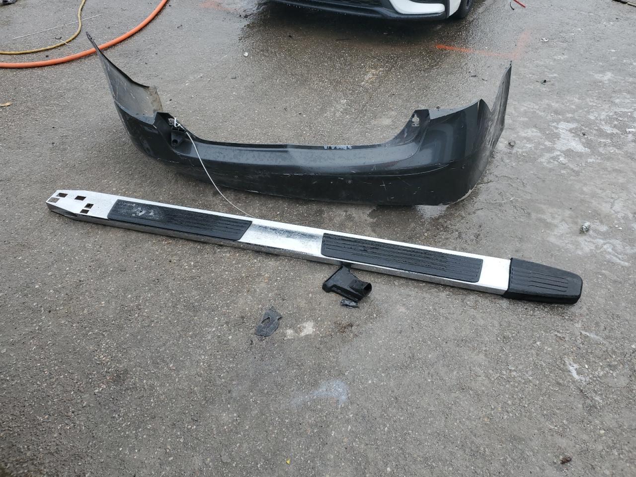 2022 GMC Sierra VIN 1GT49RE70NF274028 Copart auction photo, side / front end damage thumbnail 12