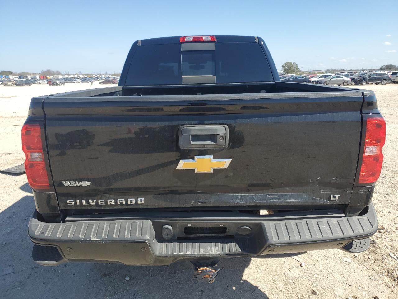 2018 Chevrolet Silverado VIN 3GCUKREC1JG581640 Copart auction photo, rear end damage thumbnail 6