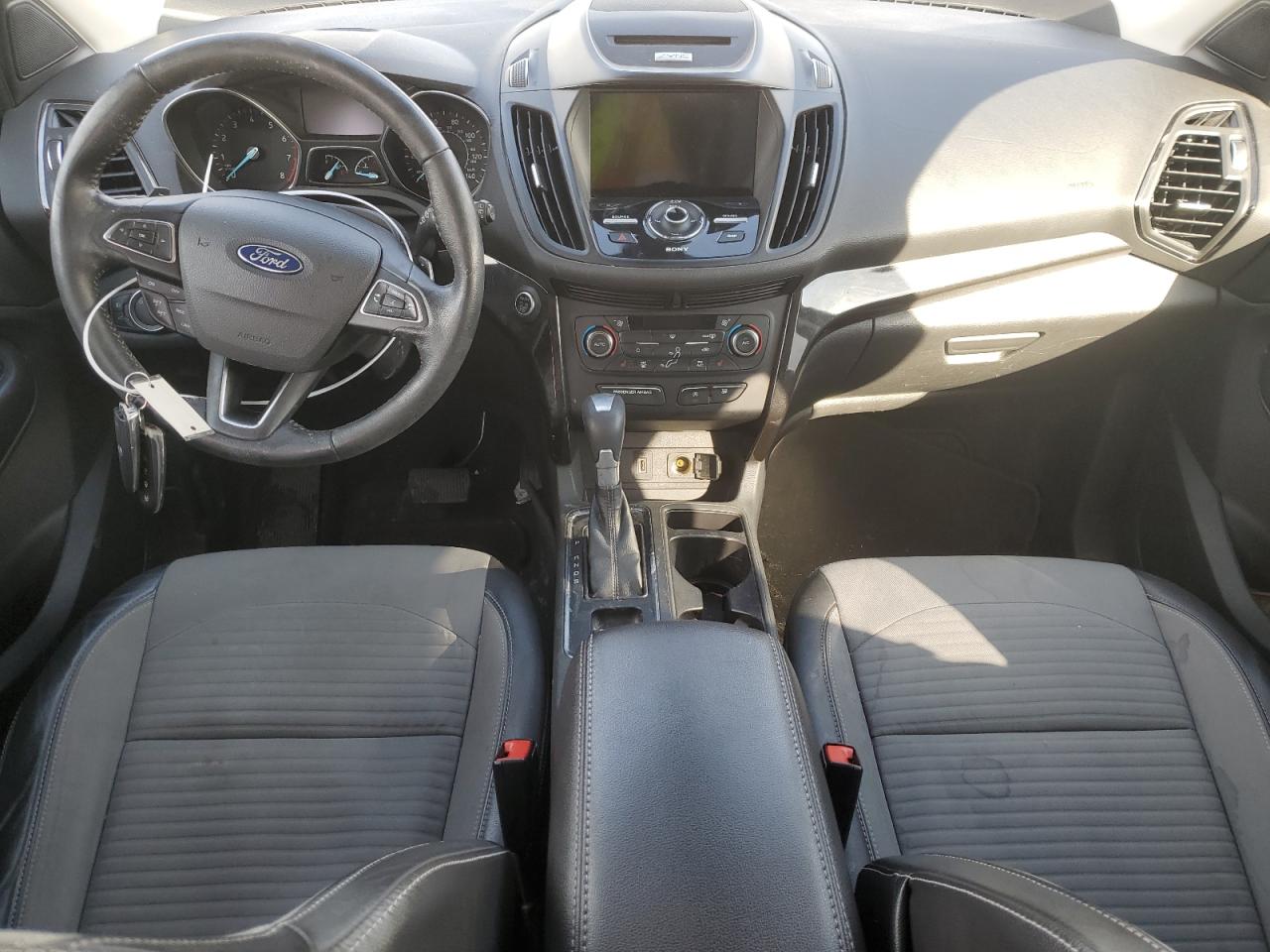2017 Ford Escape VIN 1FMCU0J93HUA99153 Copart auction photo, front end / minor dent/scratches damage thumbnail 8