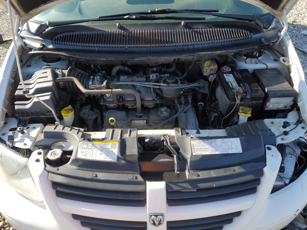 2005 Dodge Caravan VIN 2D4GP44L25R204689 Copart auction photo, side damage thumbnail 12