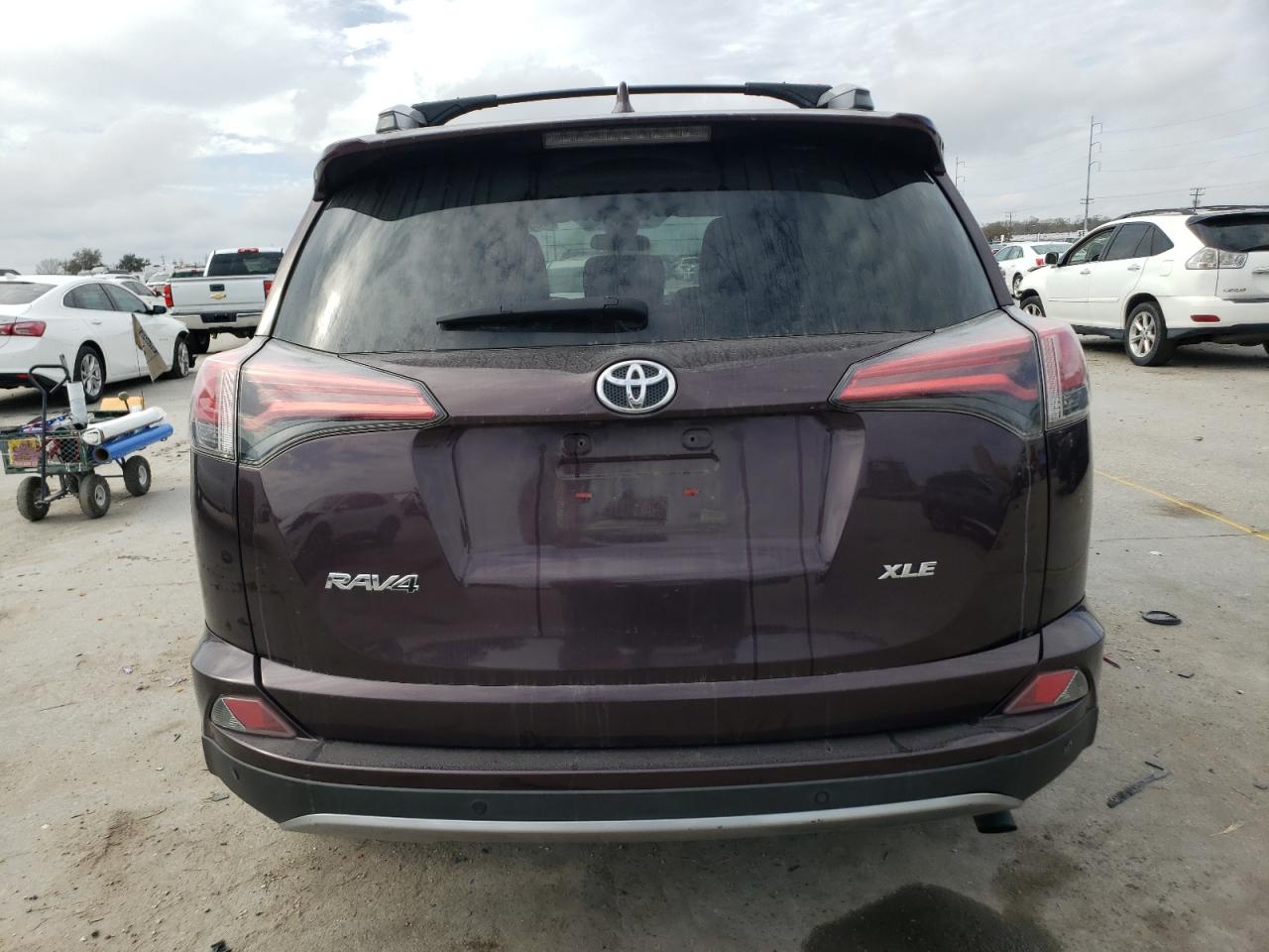 2017 Toyota RAV 4 VIN 2T3WFREV0HW403498 Copart auction photo, front end damage thumbnail 6