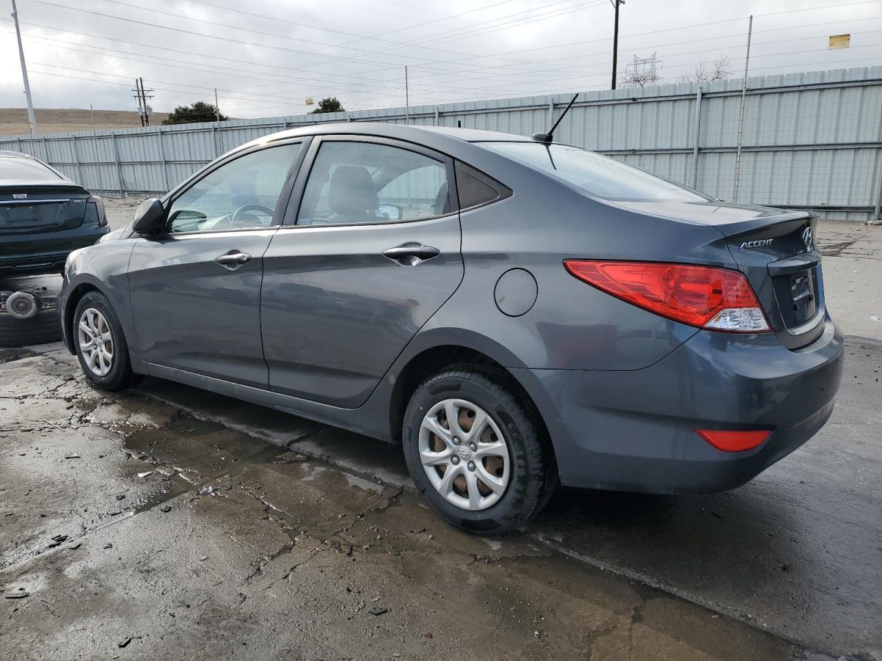 2013 Hyundai Accent VIN KMHCT4AE2DU292251 Copart auction photo, front end damage thumbnail 2