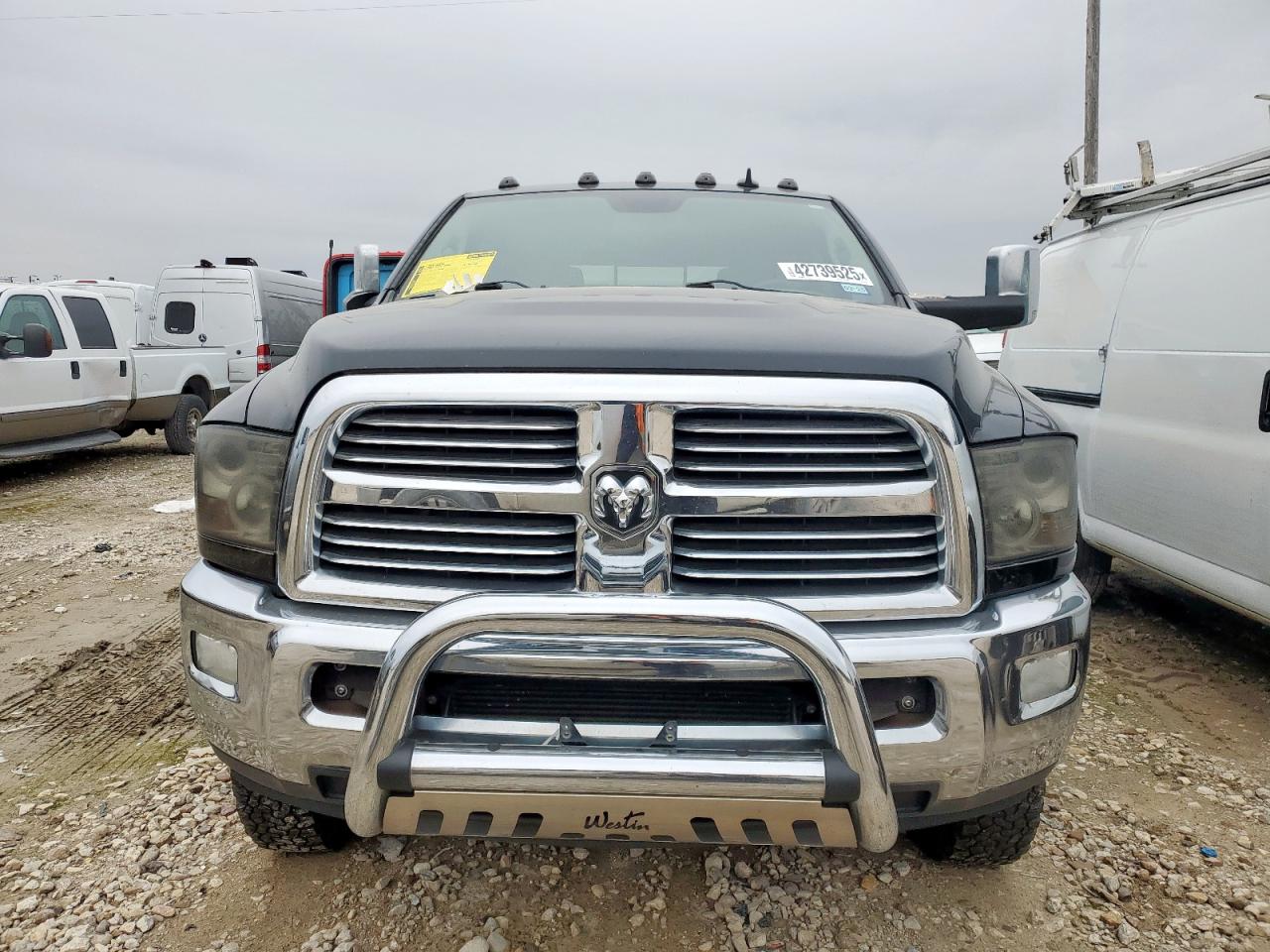 2015 RAM 3500 VIN 3C63RRLL7FG512251 Copart auction photo, side damage thumbnail 5