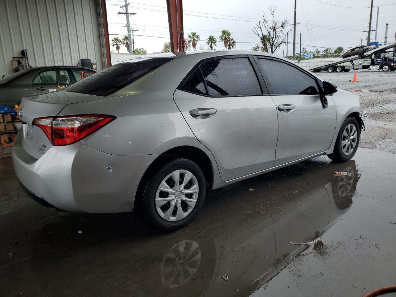 2016 Toyota Corolla VIN 5YFBURHE9GP507061 Copart auction photo, front end damage thumbnail 3