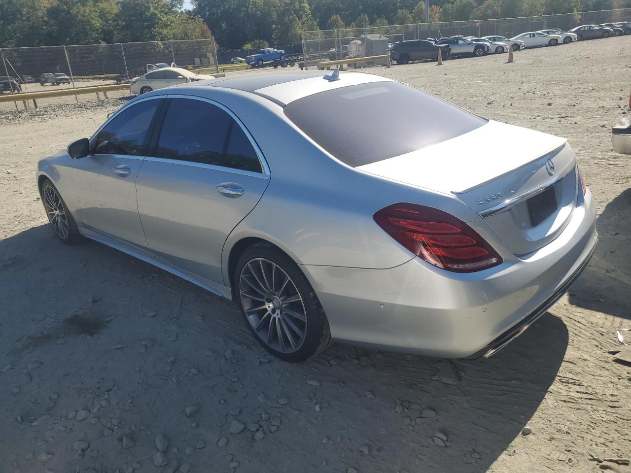 2016 Mercedes-Benz S-klasse VIN WDDUG8CB2GA223997 Copart auction photo, front end damage thumbnail 2