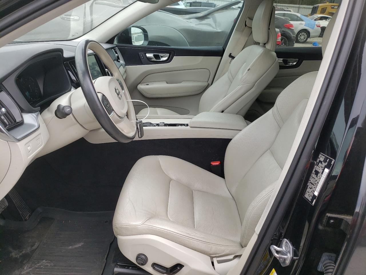 2018 Volvo XC60 VIN LYV102RK1JB073418 Copart auction photo, front end damage thumbnail 7