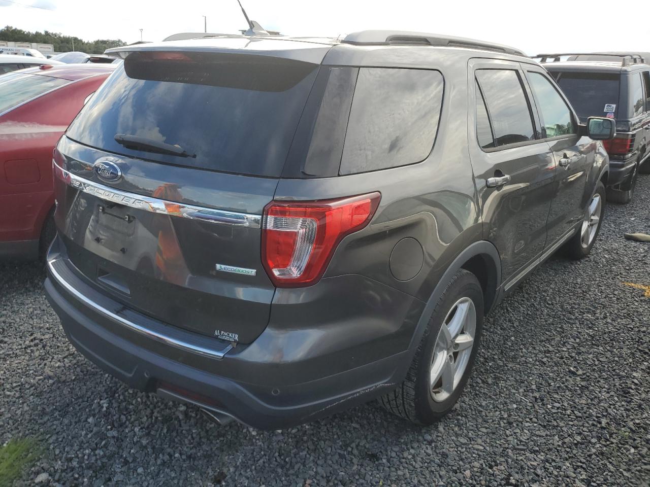 2018 Ford Explorer VIN 1FM5K7DH2JGC47470 Copart auction photo, water/flood damage thumbnail 3