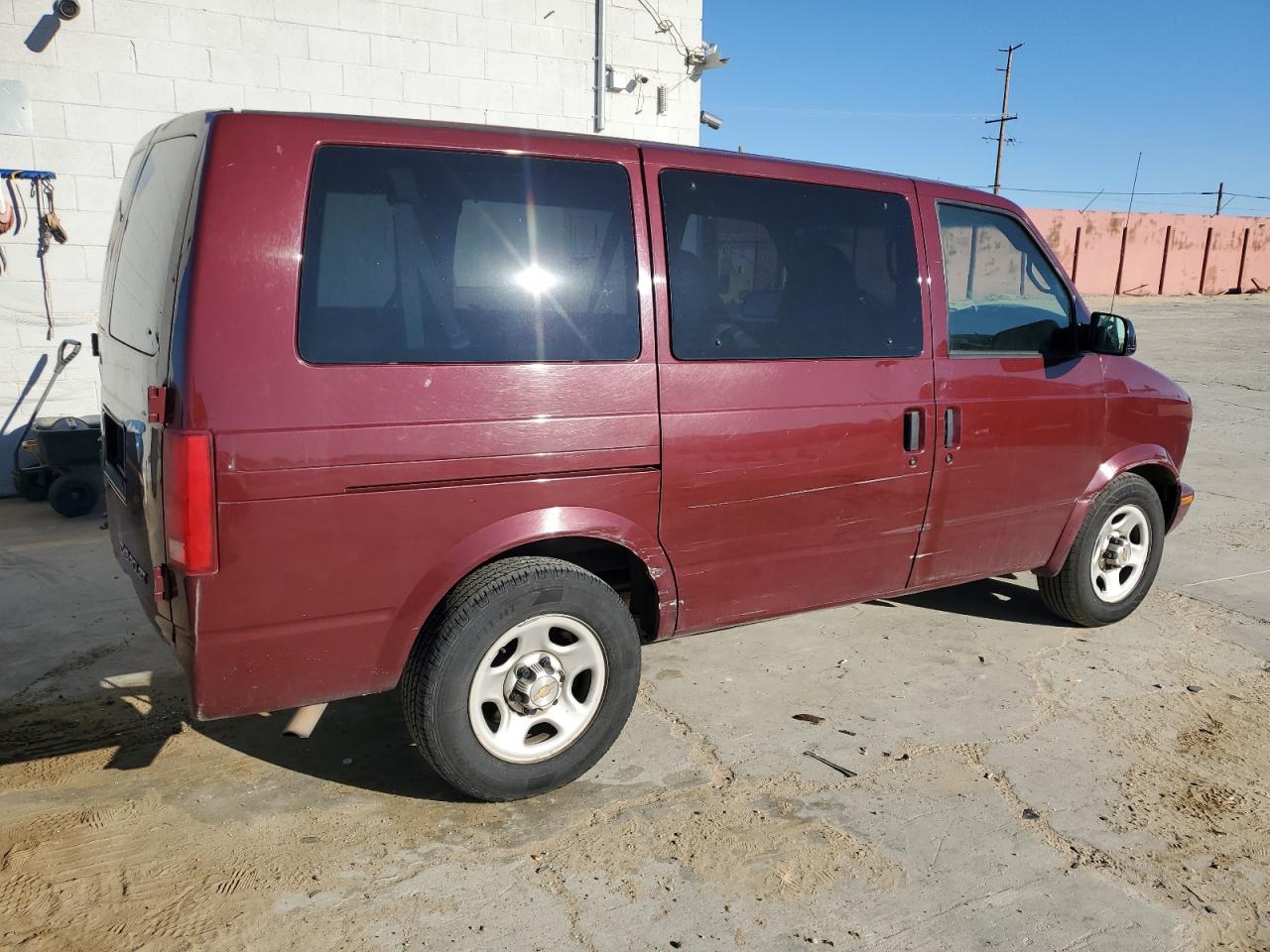 2003 Chevrolet Astro VIN 1GNDM19X73B106781 Copart auction photo, rear end damage thumbnail 3