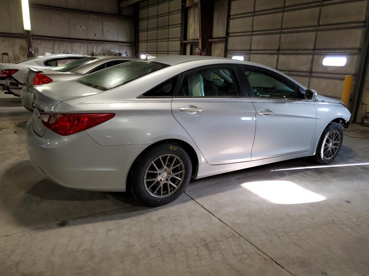 2012 Hyundai Sonata VIN 5NPEB4AC4CH305198 Copart auction photo, front end / minor dent/scratches damage thumbnail 3