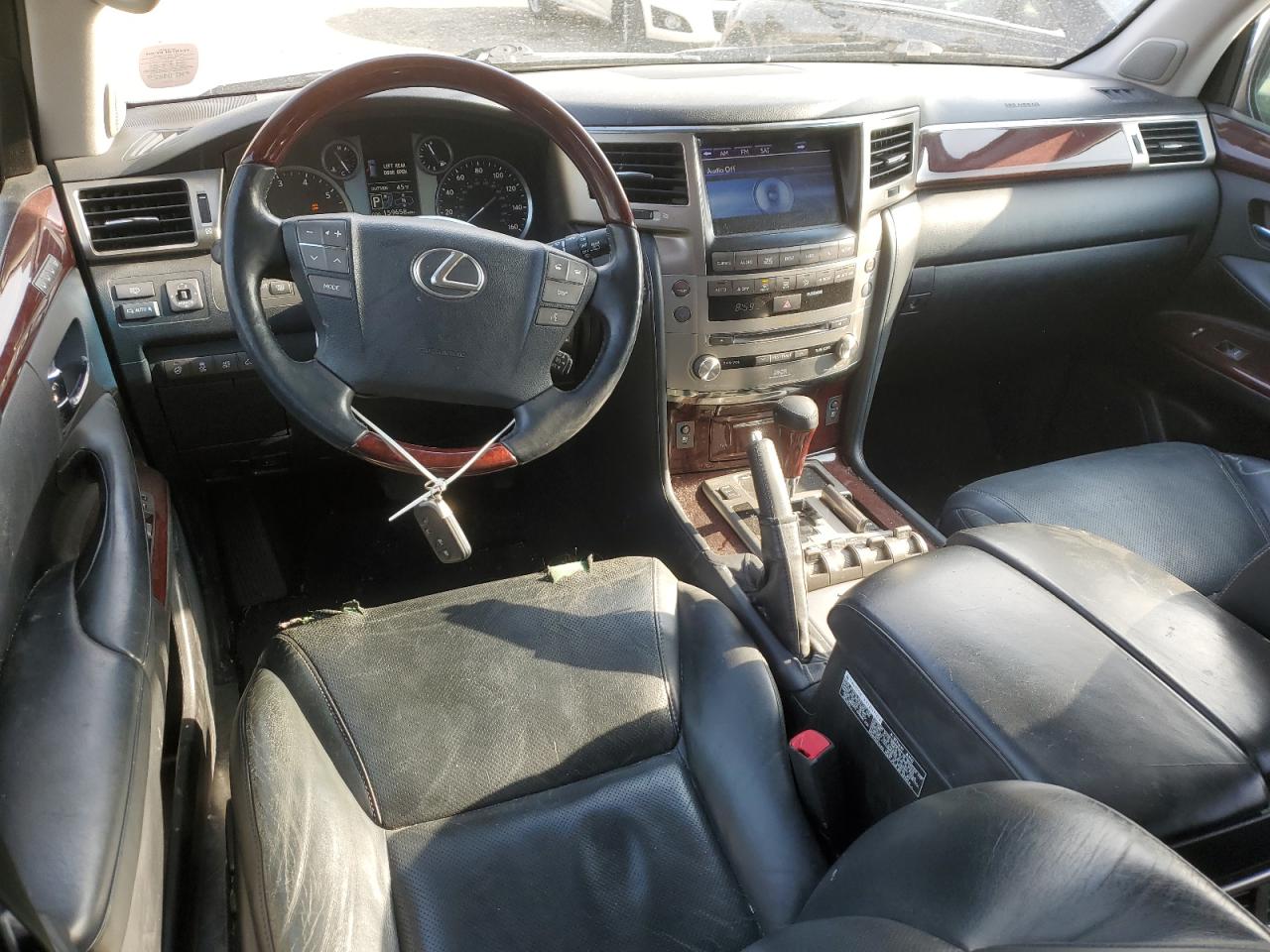 2014 Lexus LX VIN JTJHY7AX8E4141833 Copart auction photo, front end / minor dent/scratches damage thumbnail 8