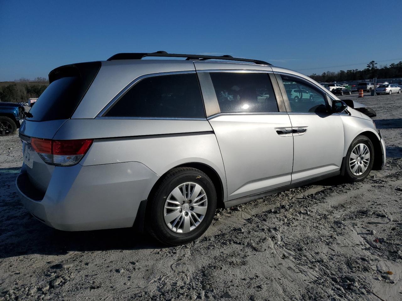 2014 Honda Odyssey VIN 5FNRL5H27EB039999 Copart auction photo, front end / side damage thumbnail 3