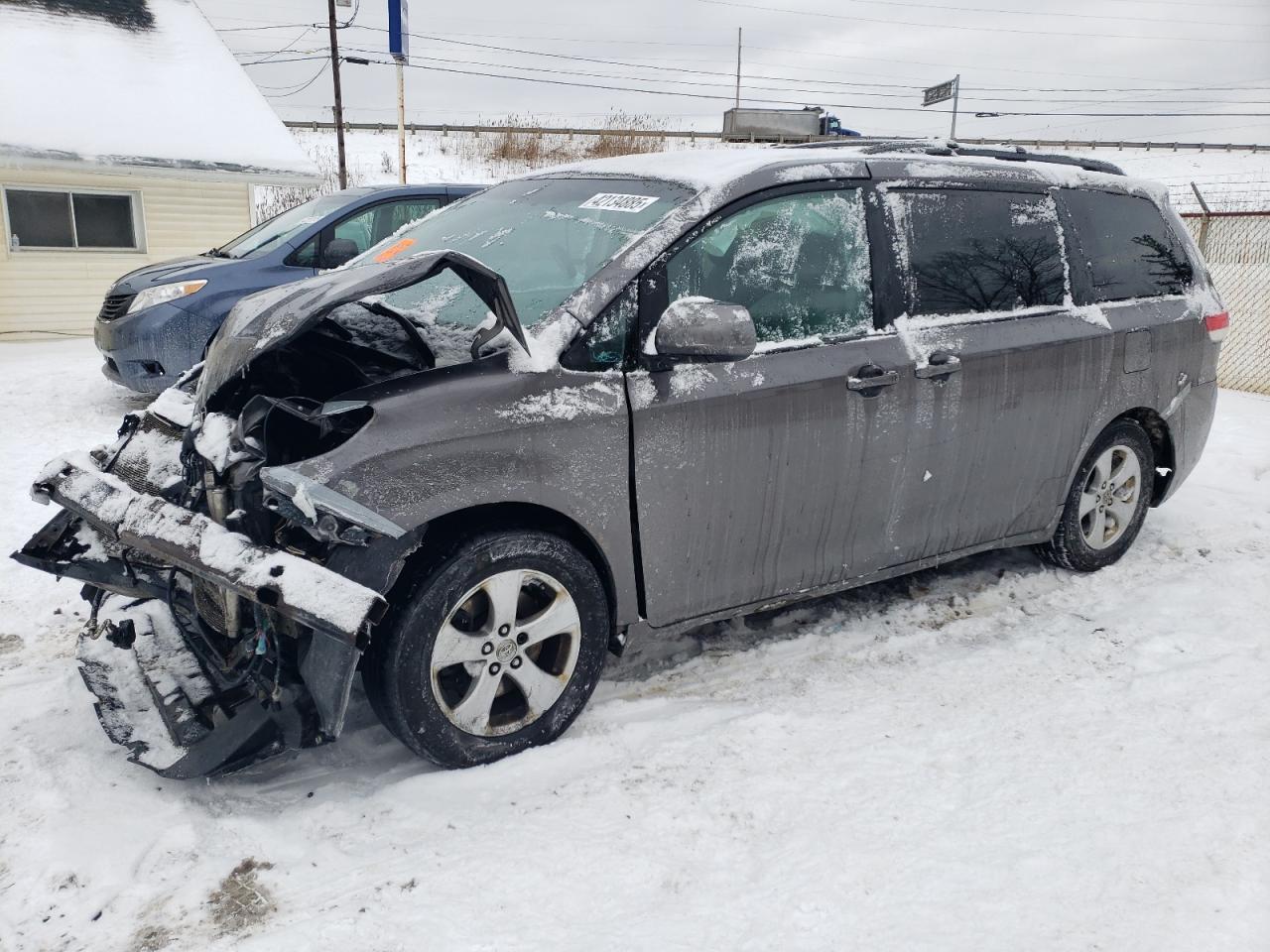 2011 Toyota Sienna VIN 5TDKK3DC9BS091388