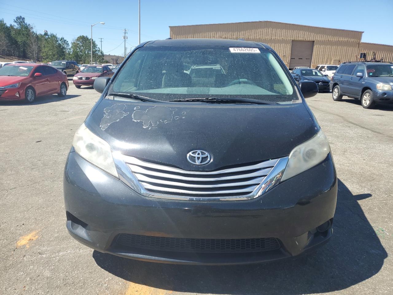 2013 Toyota Sienna VIN 5TDKK3DC1DS385788 Copart auction photo, rear end damage thumbnail 5