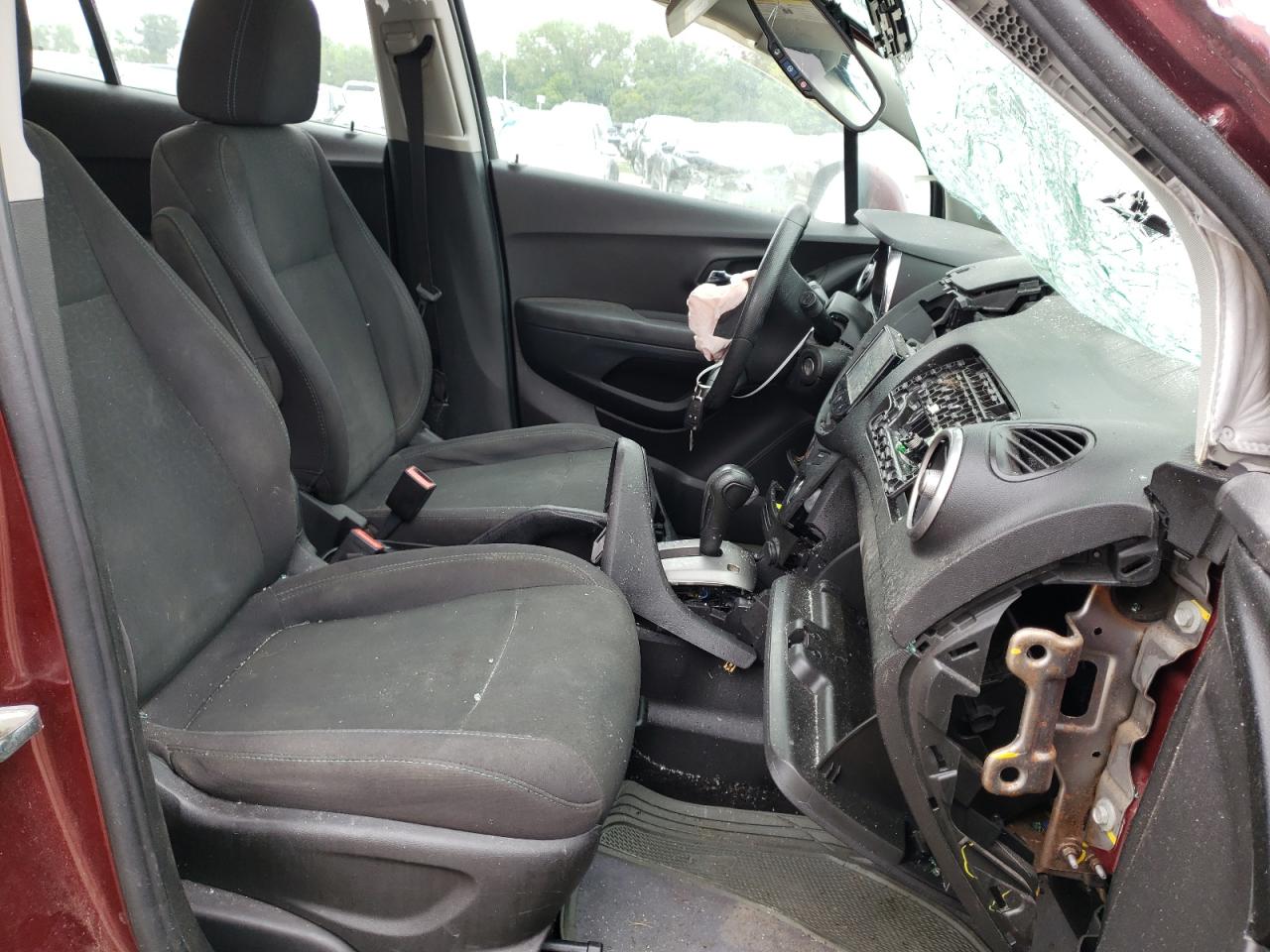 2016 Chevrolet Trax VIN 3GNCJKSB1GL125162 Copart auction photo, all over damage thumbnail 5
