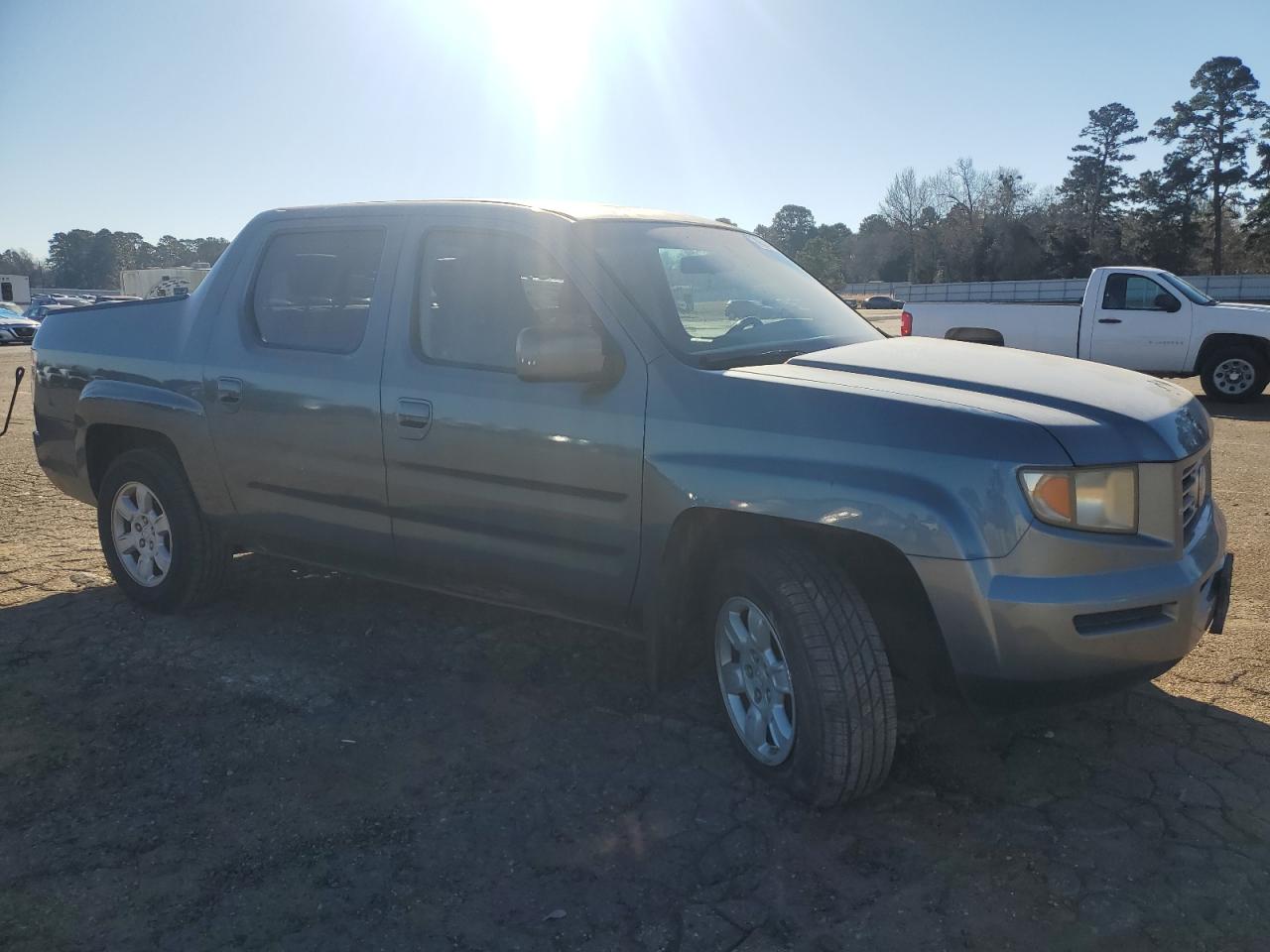 2006 Honda Ridgeline VIN 2HJYK16546H559220 Copart auction photo, side / front end damage thumbnail 4