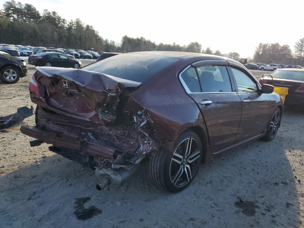2017 Honda Accord VIN 1HGCR2F59HA132960 Copart auction photo, rear end damage thumbnail 3
