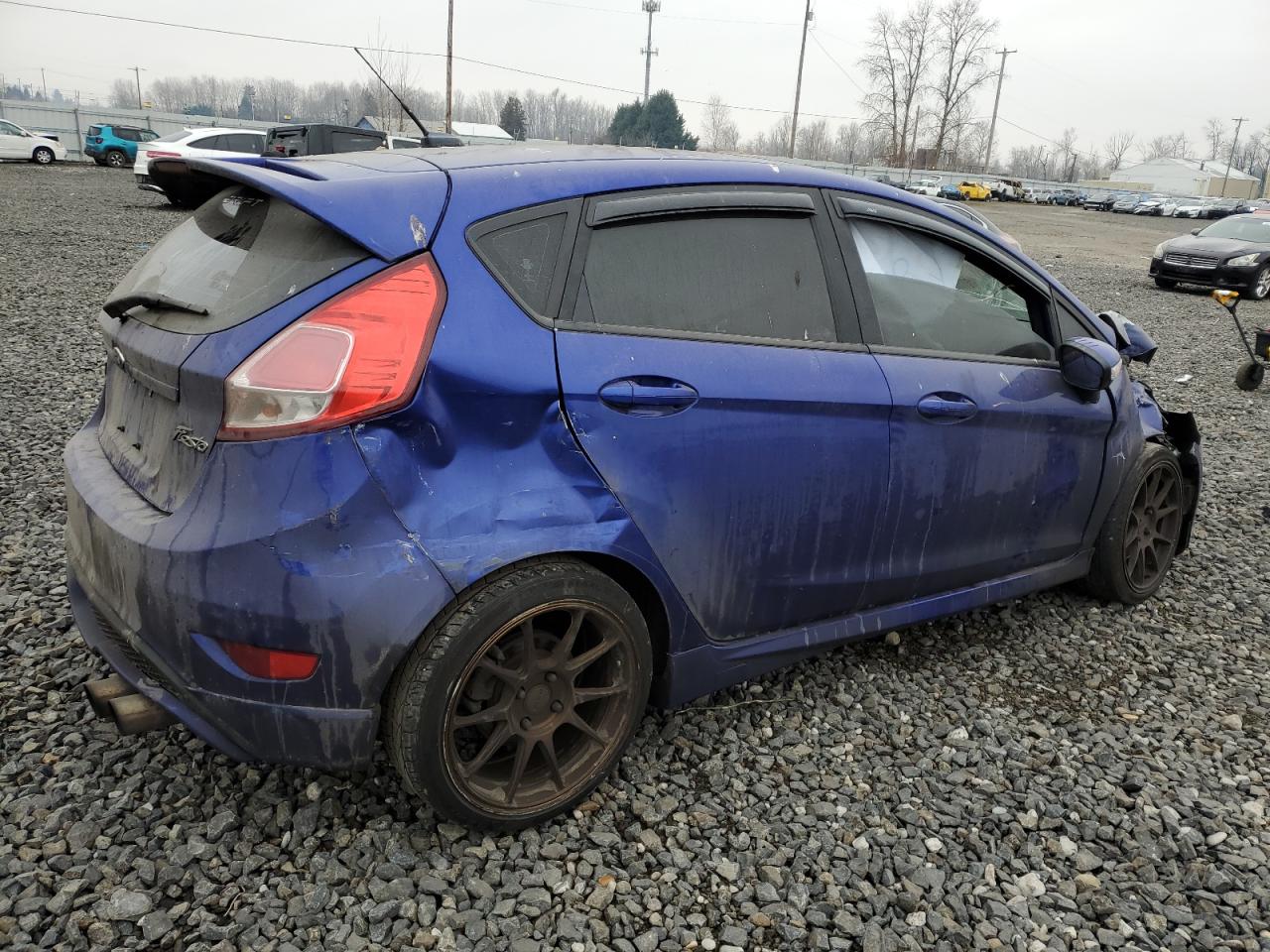 2015 Ford Fiesta VIN 3FADP4GX8FM124018 Copart auction photo, front end / rear end damage thumbnail 3