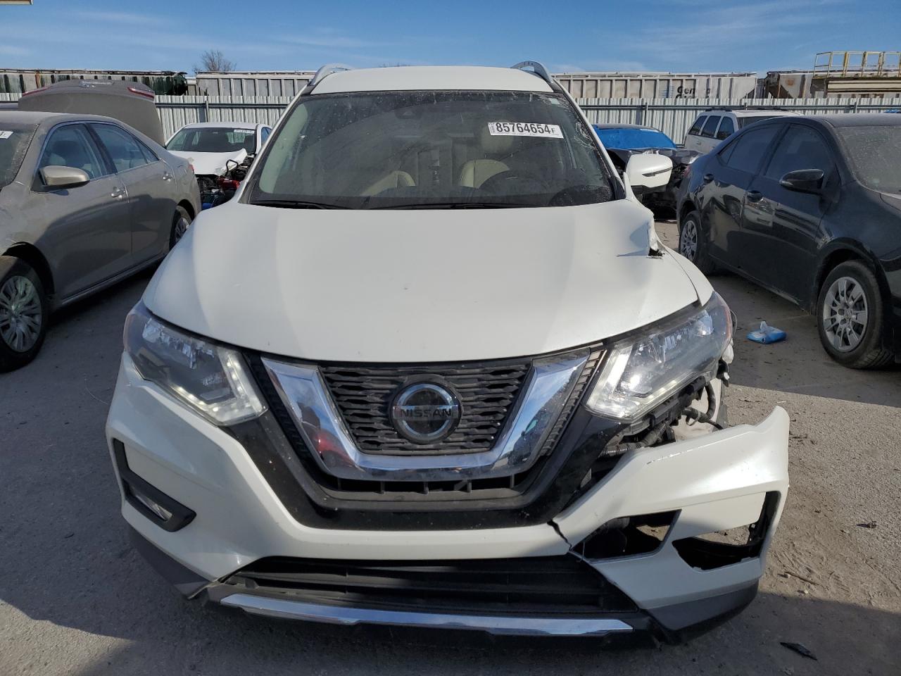 2020 Nissan Rogue VIN 5N1AT2MV8LC706306 Copart auction photo, front end / side damage thumbnail 5