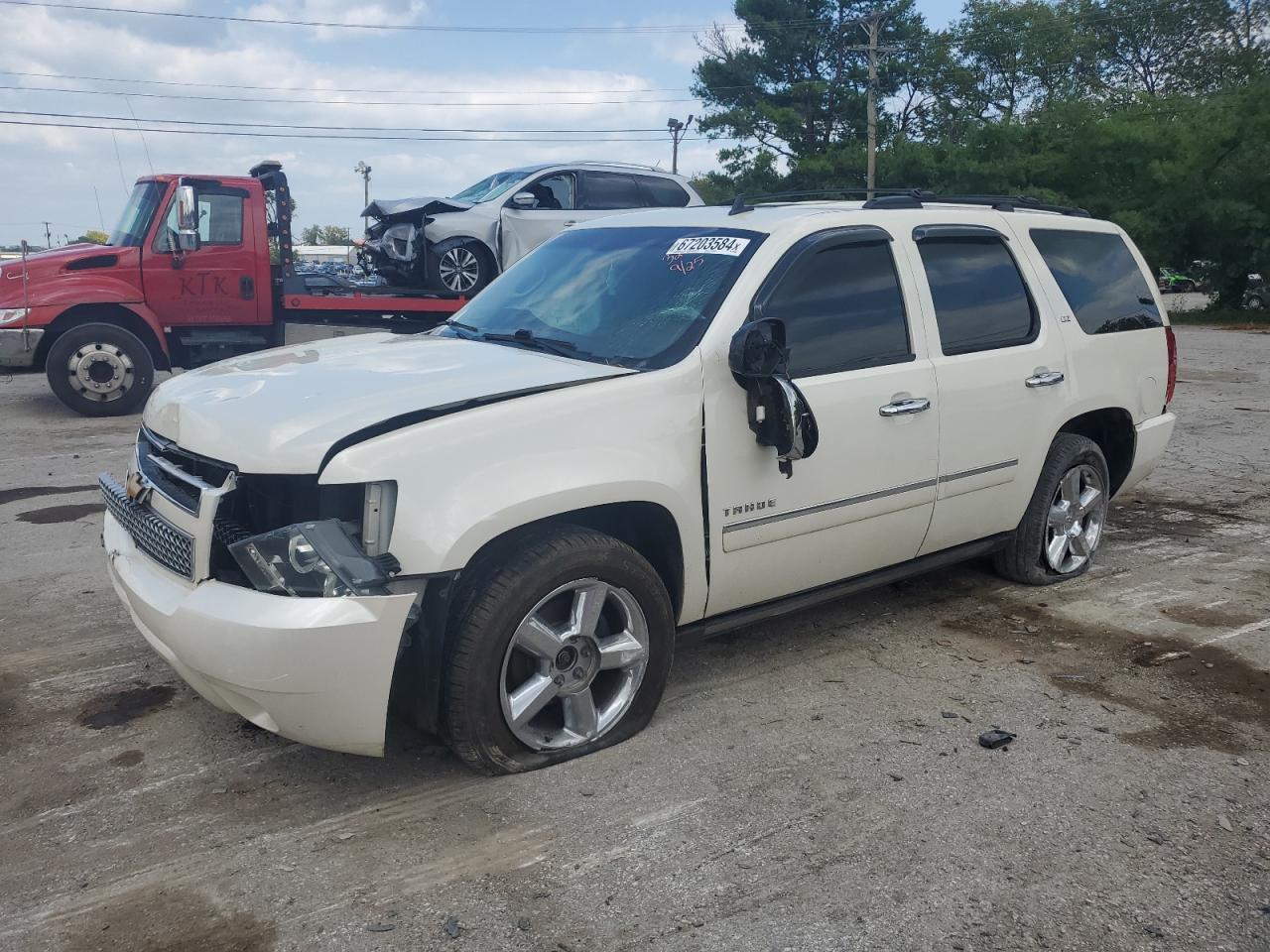2014 Chevrolet Tahoe VIN 1GNSKCE04ER223276