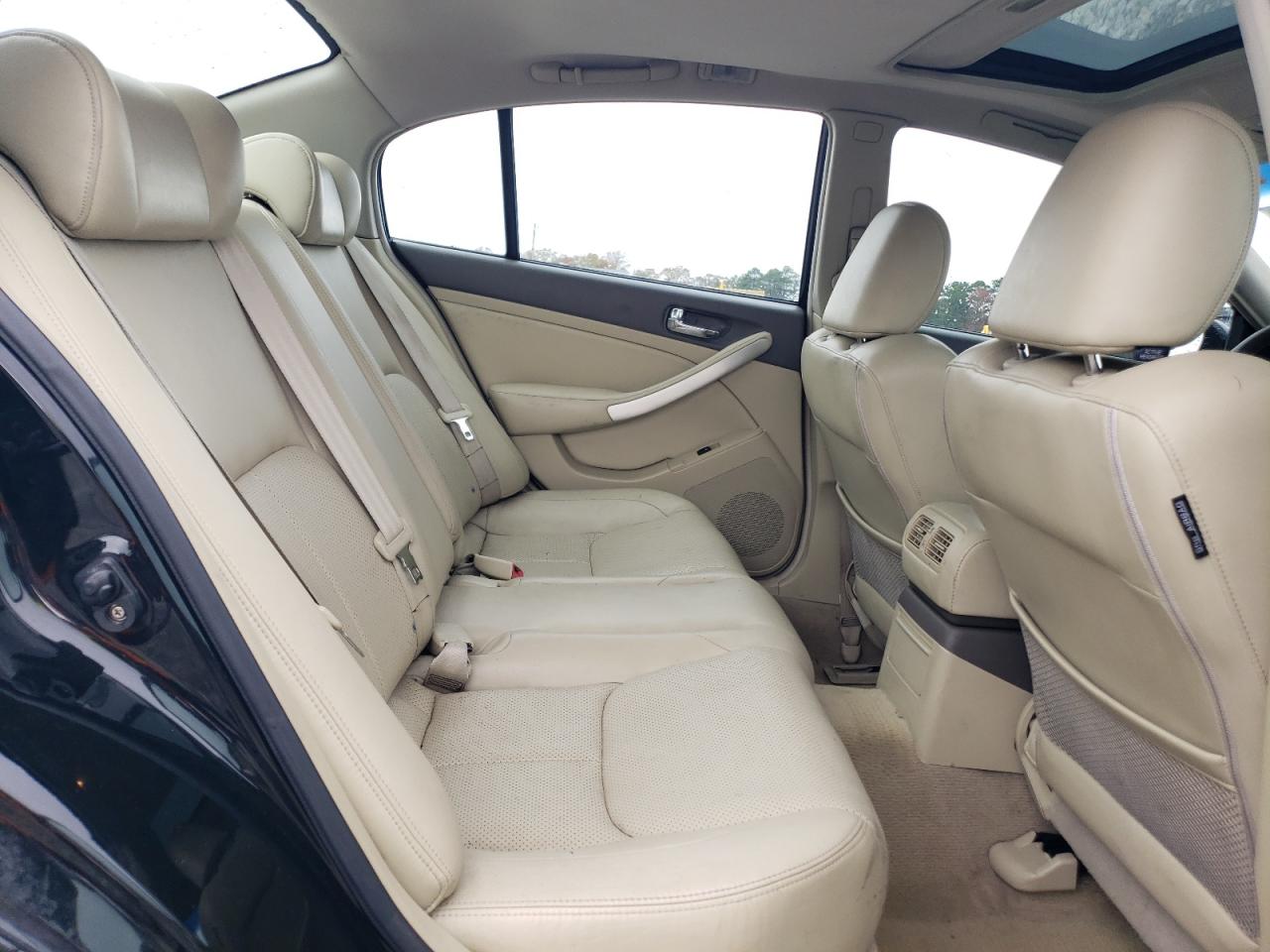 2005 Infiniti G VIN JNKCV51F05M301459 Copart auction photo, rear end / minor dent/scratches damage thumbnail 10