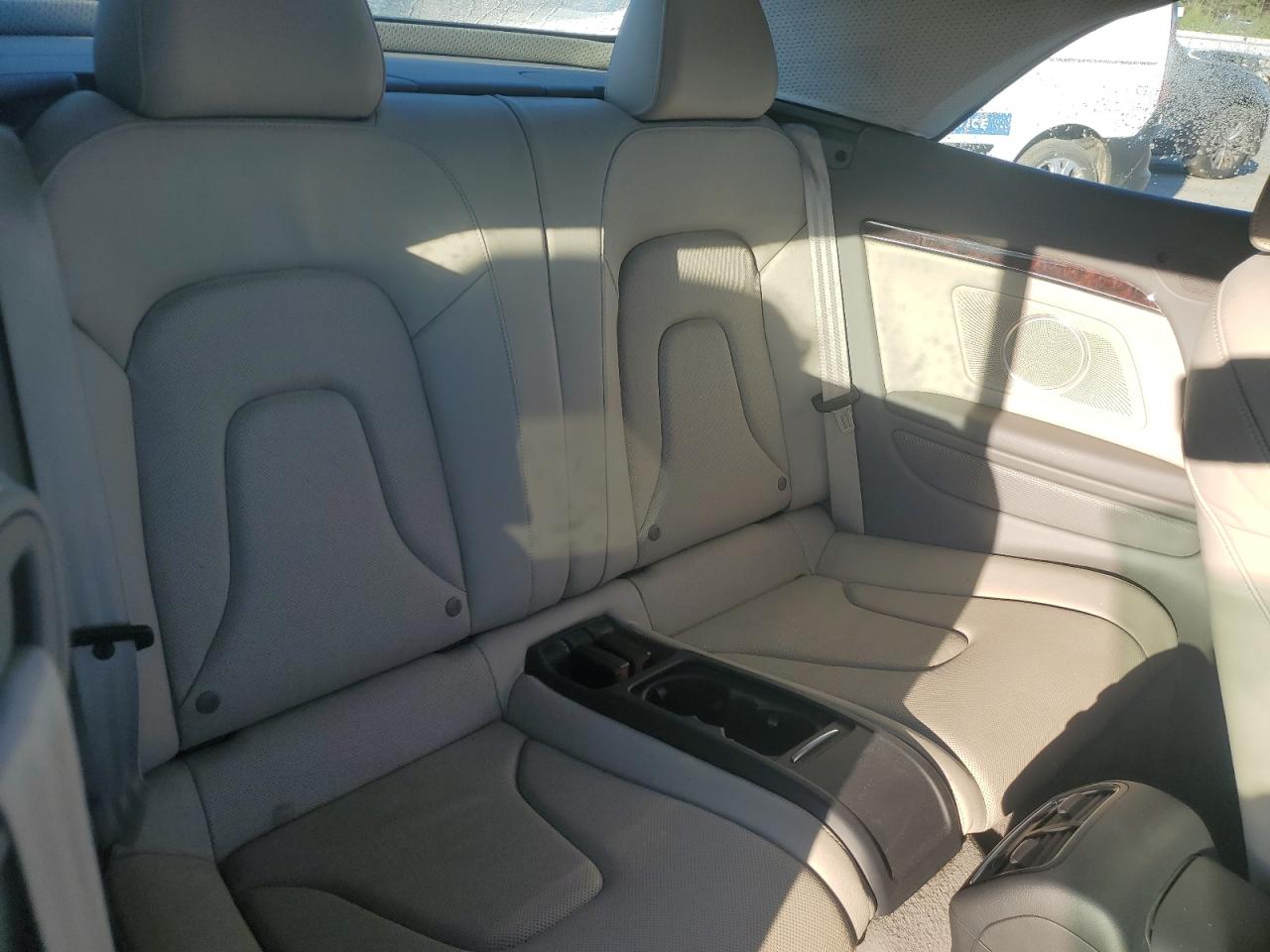2010 Audi A5 VIN WAUTFAFH6AN022018 Copart auction photo, front end damage thumbnail 10