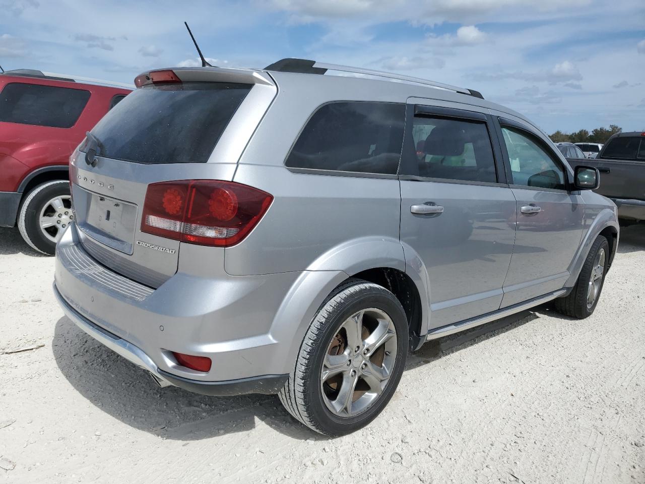 2017 Dodge Journey VIN 3C4PDDGG7HT615527 Copart auction photo, water/flood damage thumbnail 3