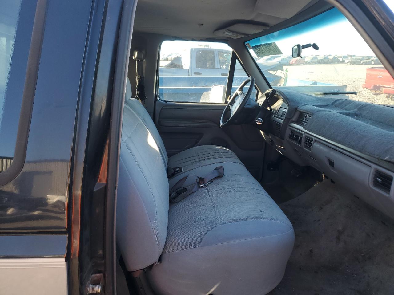 1995 Ford F-150 VIN 1FTEX14N6SKB67175 Copart auction photo, minor dent/scratches damage thumbnail 10