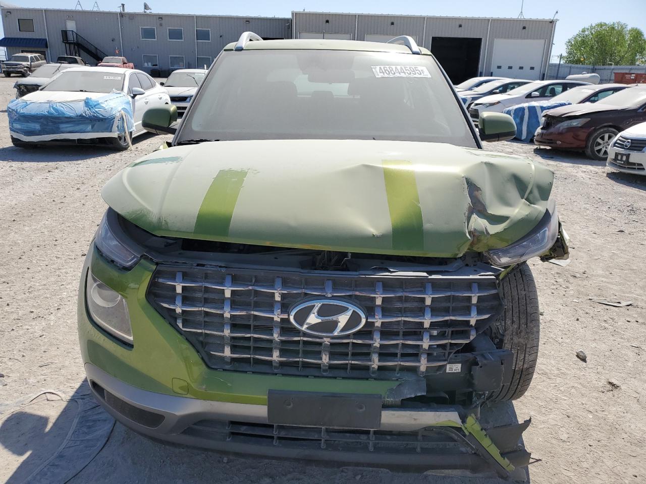 2024 Hyundai Venue VIN KMHRC8A39RU299396 Copart auction photo, front end / hail damage thumbnail 5