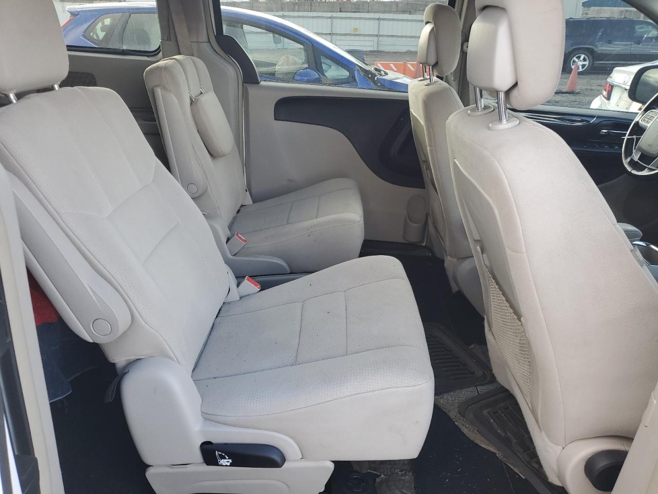 2011 Chrysler Town & Country VIN 2A4RR5DG9BR704587 Copart auction photo, mechanical damage thumbnail 11