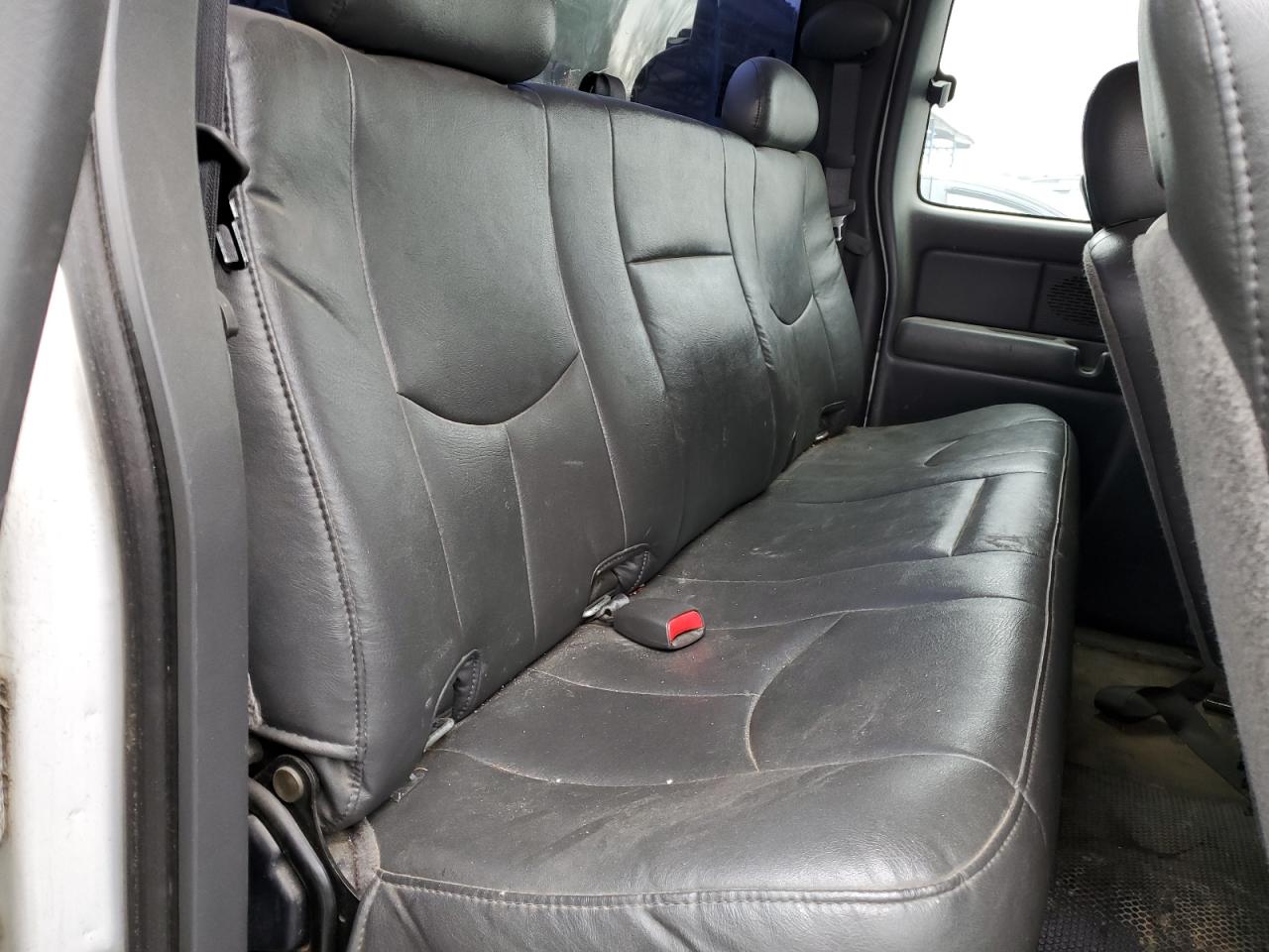 2005 Chevrolet Silverado VIN 1GCEC19V95Z161628 Copart auction photo, minor dent/scratches damage thumbnail 10