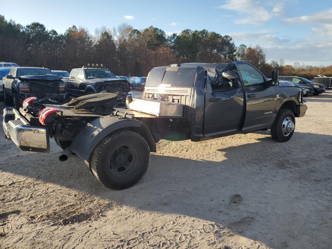 2022 RAM 3500 VIN 3C63RRGL0NG291990 Copart auction photo, all over damage thumbnail 3