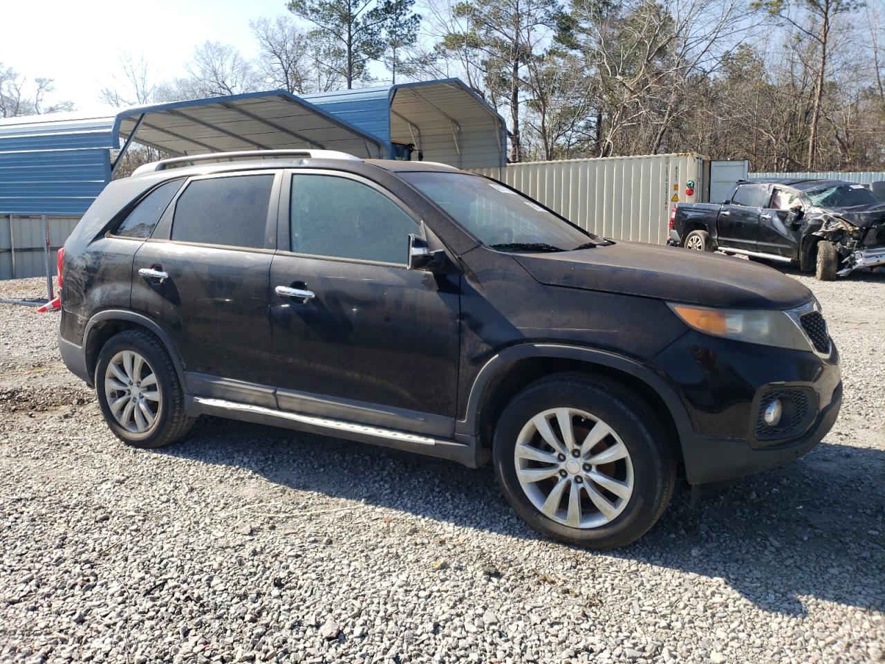 2011 KIA Sorento VIN 5XYKT4A22BG164712 Copart auction photo, mechanical / minor dent/scratches damage thumbnail 4