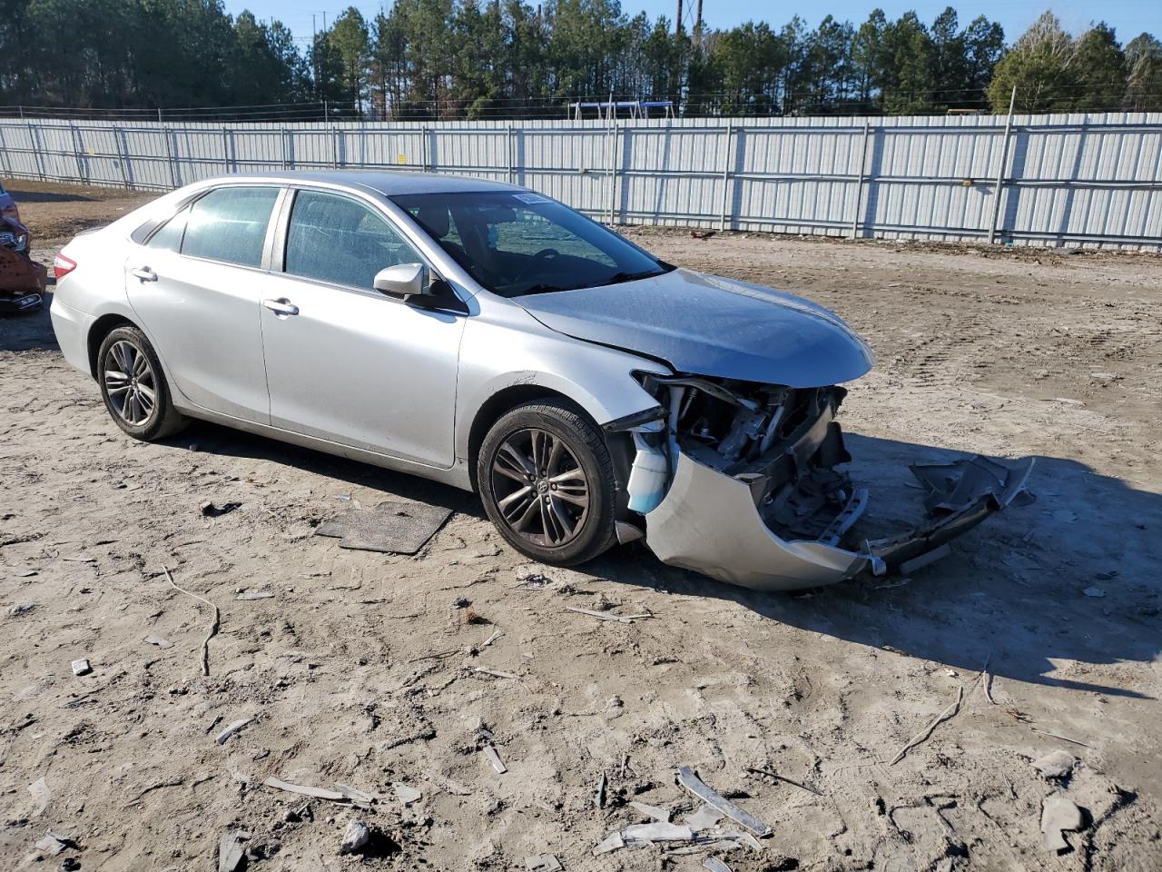 2016 Toyota Camry VIN 4T1BF1FK8GU251322 Copart auction photo, front end / rear end damage thumbnail 4