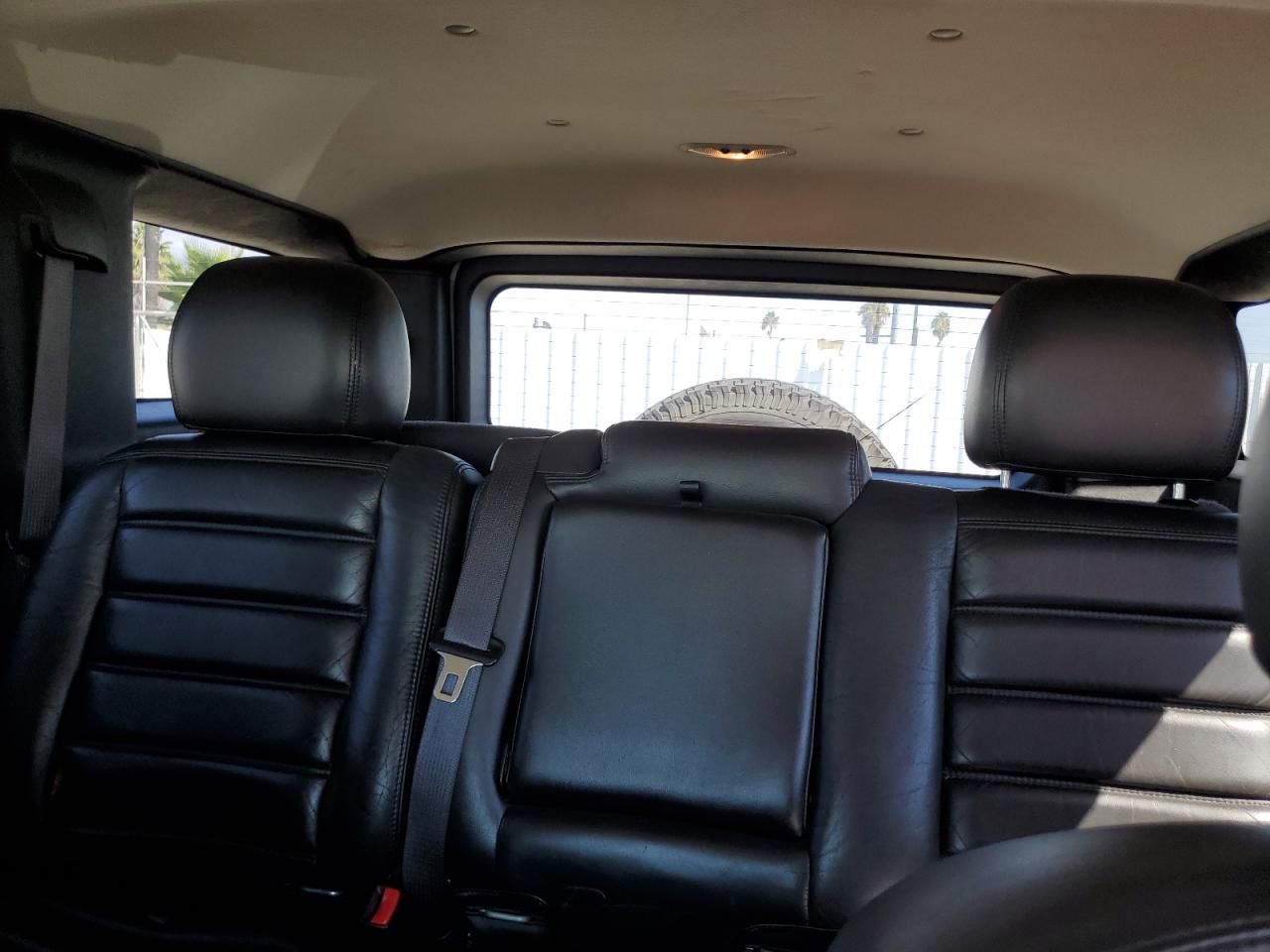 2005 Hummer H2 VIN 5GRGN23U35H132428 Copart auction photo, front end / minor dent/scratches damage thumbnail 10