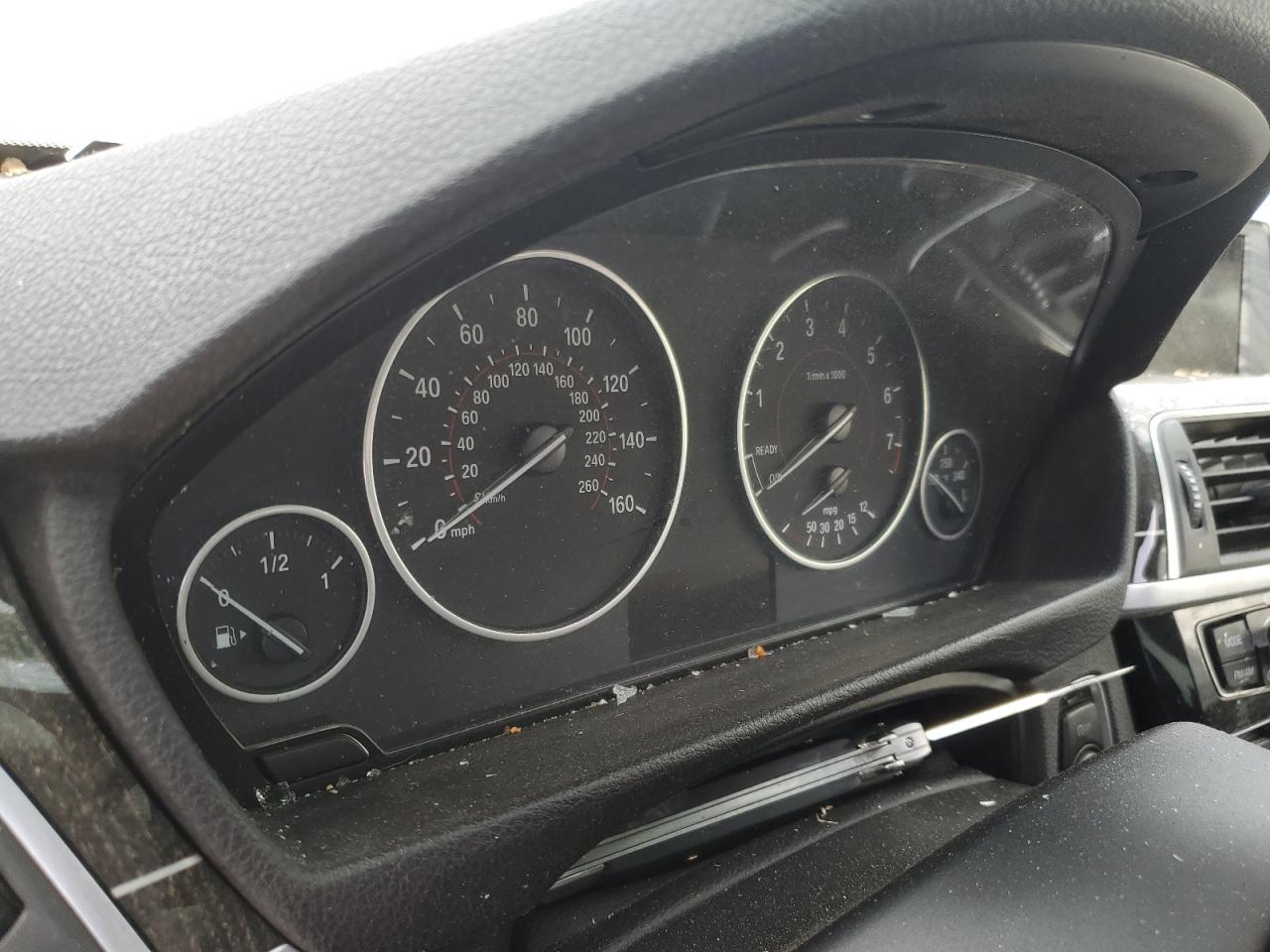 2016 BMW 3er VIN WBA8E3C58GK504921 Copart auction photo, all over / undercarriage damage thumbnail 9