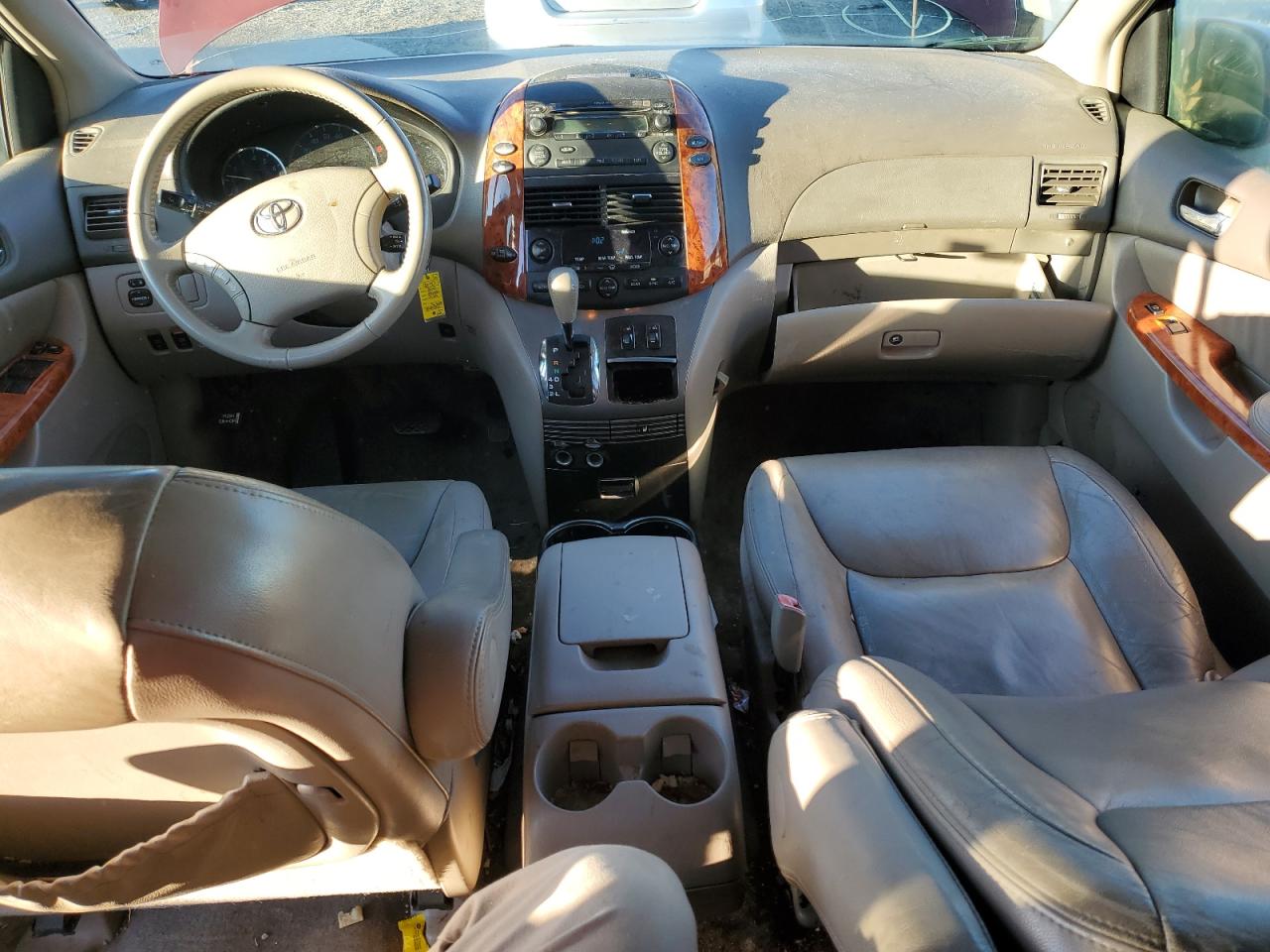 2006 Toyota Sienna VIN 5TDZA22C66S561591 Copart auction photo, minor dent/scratches damage thumbnail 8