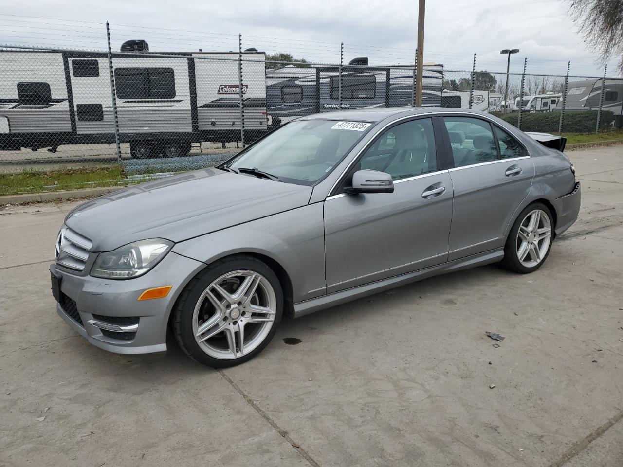 2013 Mercedes-Benz C-klasse VIN WDDGF4HB6DA848917
