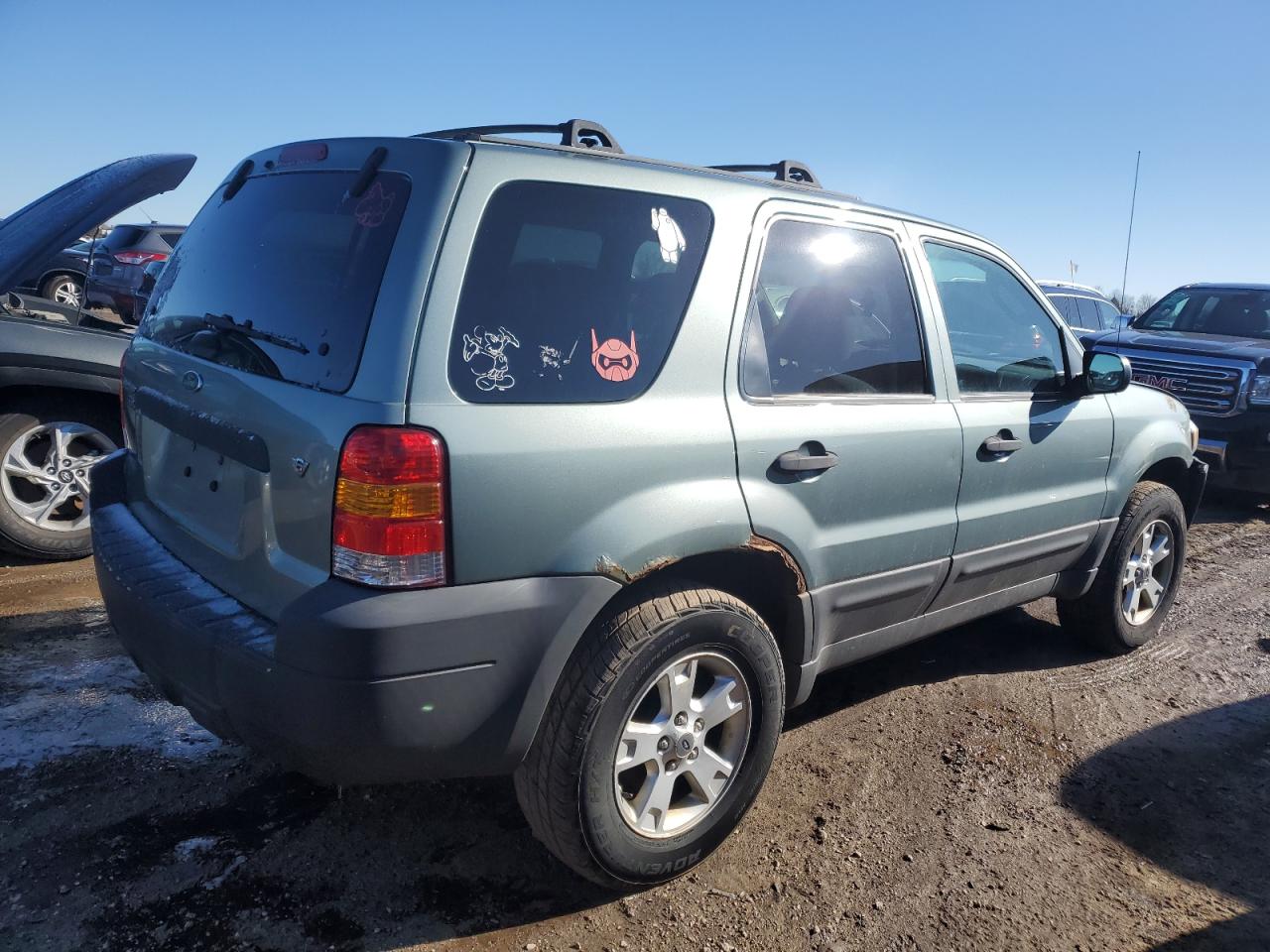 2006 Ford Escape VIN 1FMCU93156KD01964 Copart auction photo, side / front end damage thumbnail 3